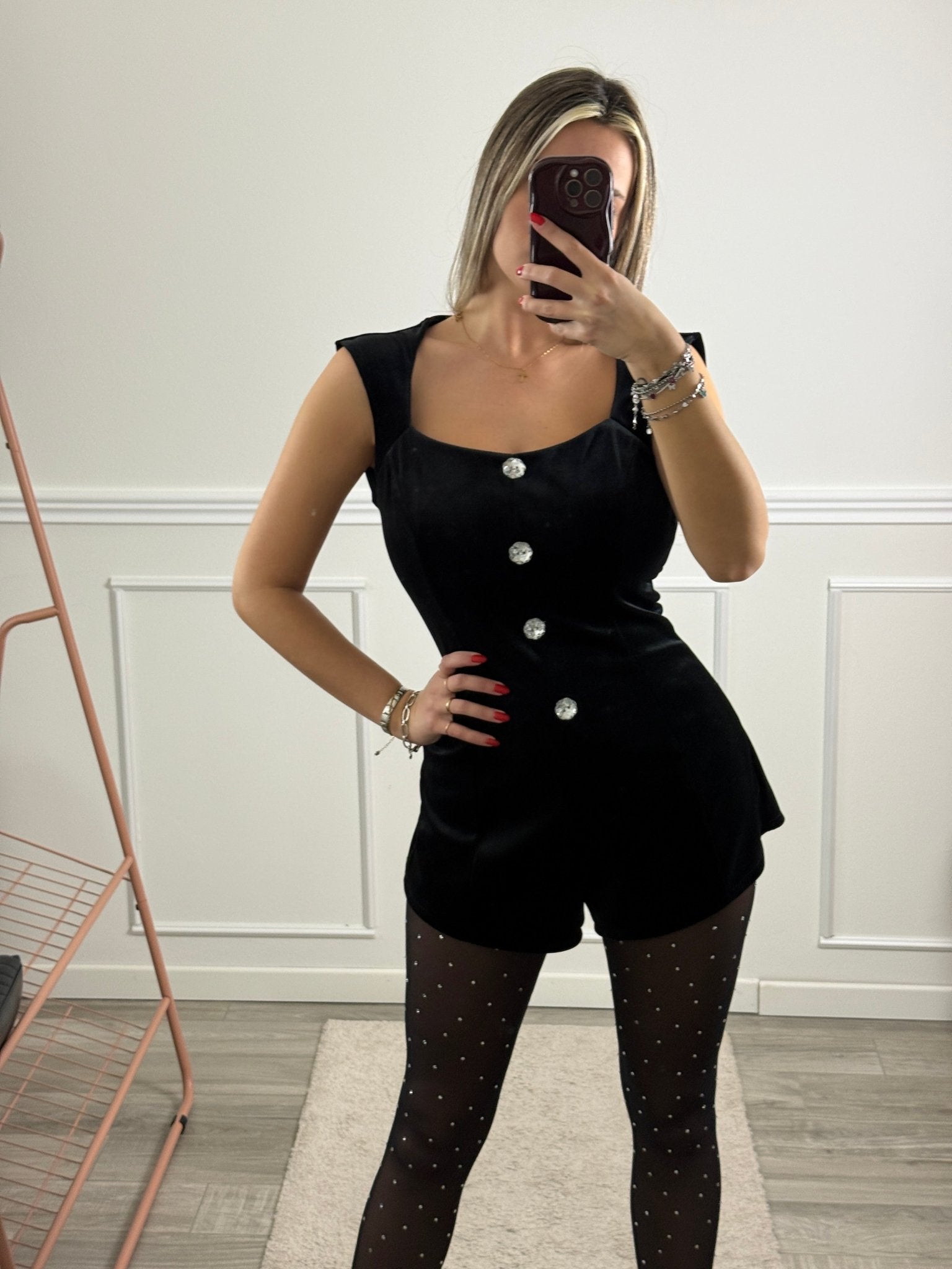 Tutina smanicata in ciniglia con bottoni gioiello - Follie by Alice