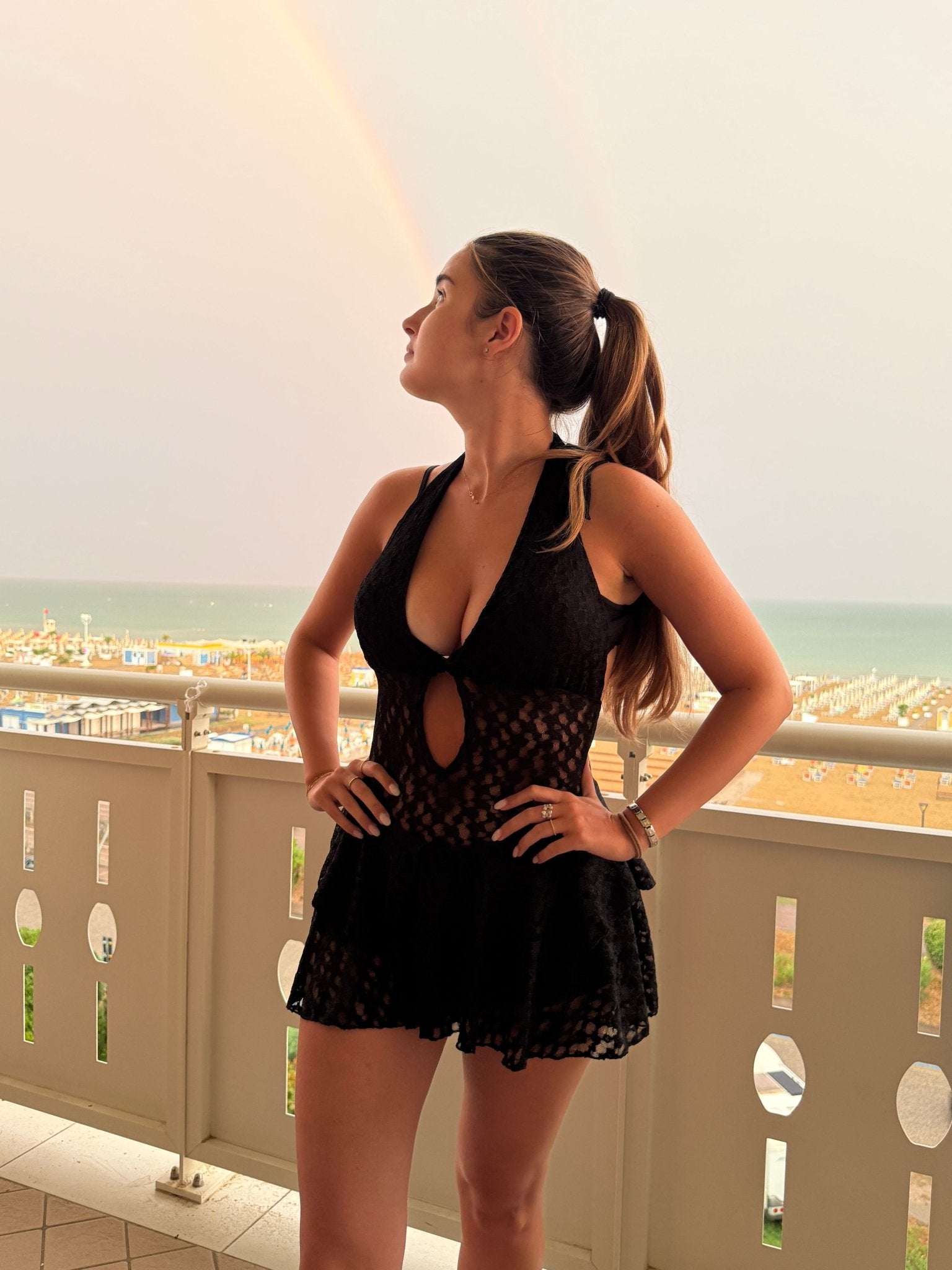 Vestitino halter in pizzo con cut-out e balze NINFA - Follie by Alice