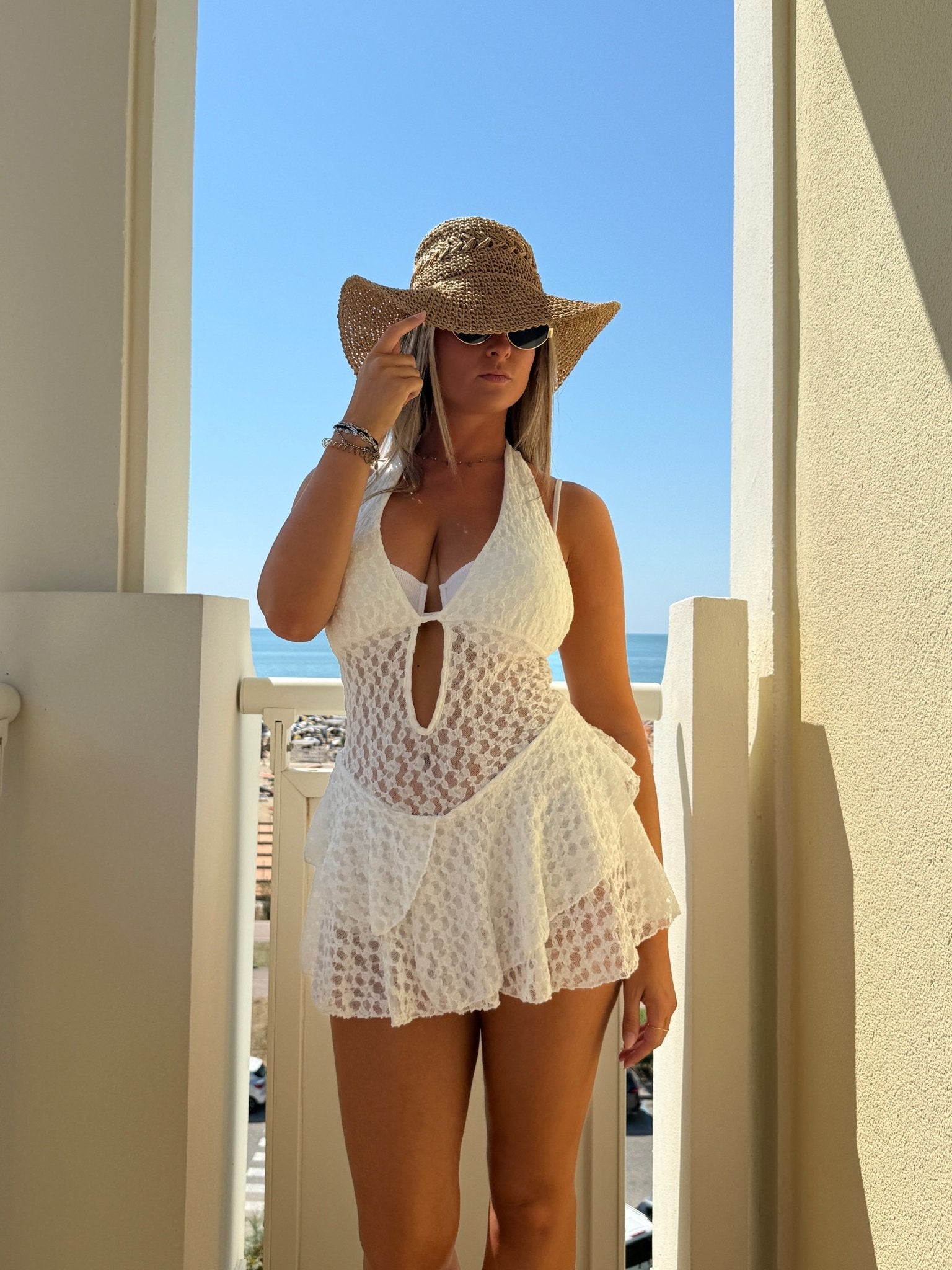 Vestitino halter in pizzo con cut-out e balze NINFA - Follie by Alice