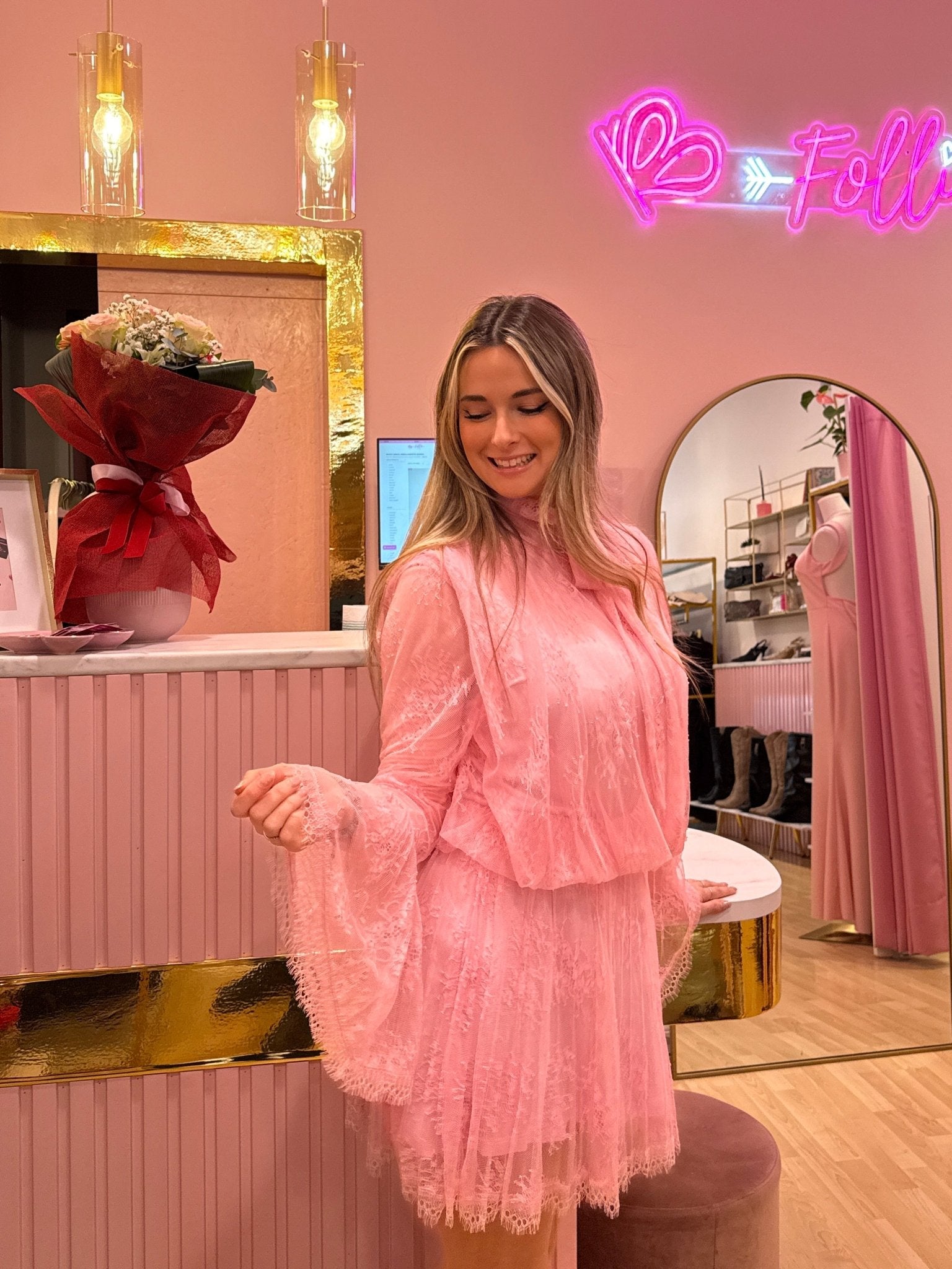 Vestitino in pizzo con maniche a campana e schiena scoperta - Follie by Alice