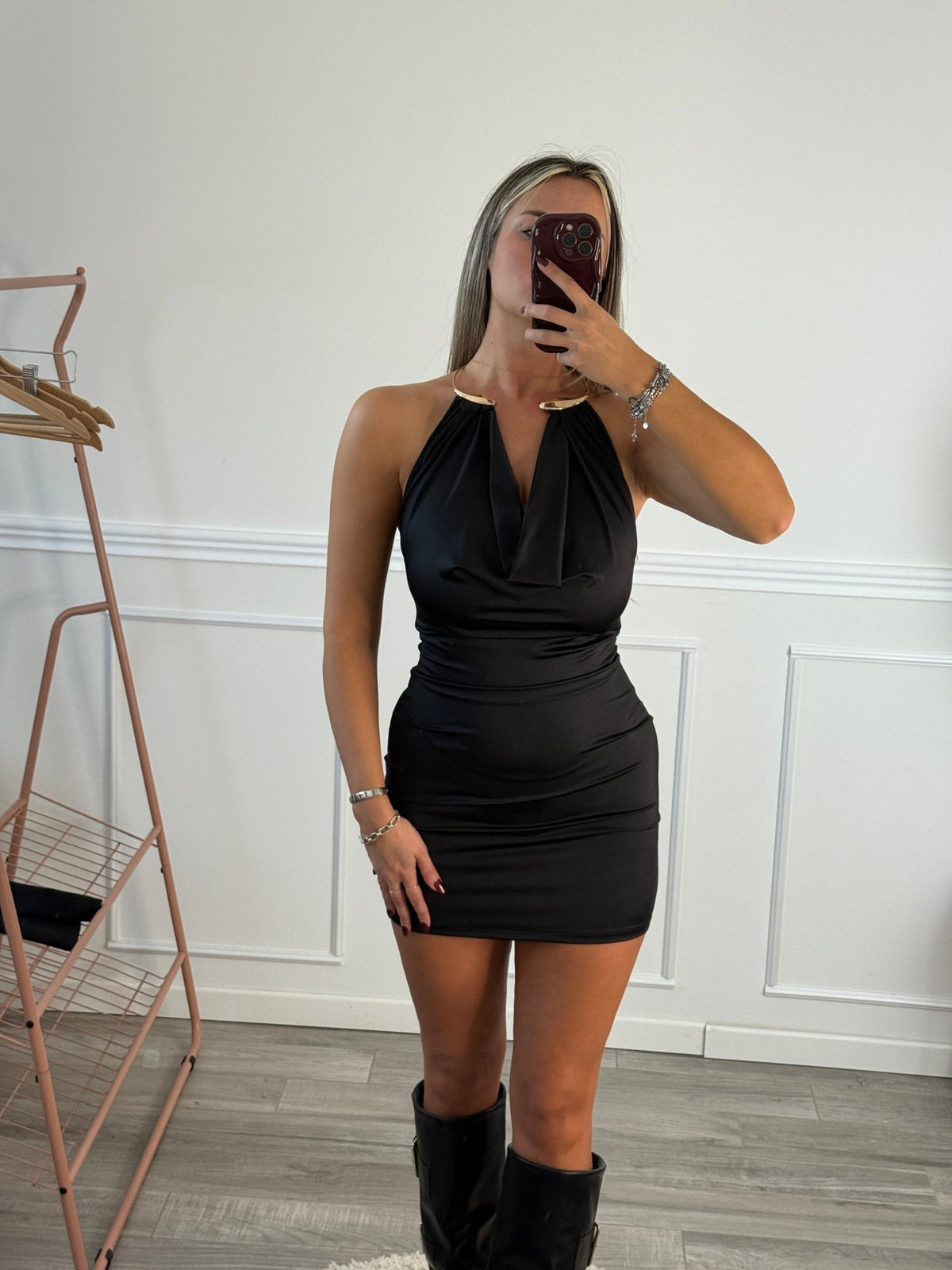Vestitino in raso con collo halter con collare dorato rigido - Follie by Alice