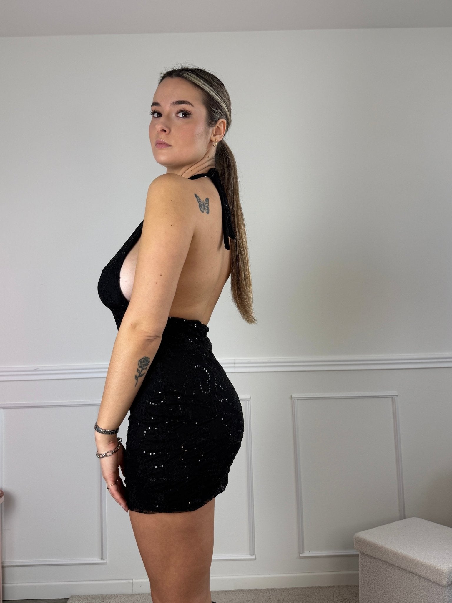 Vestitino in tulle con paillettes e schiena scoperta - Follie by Alice