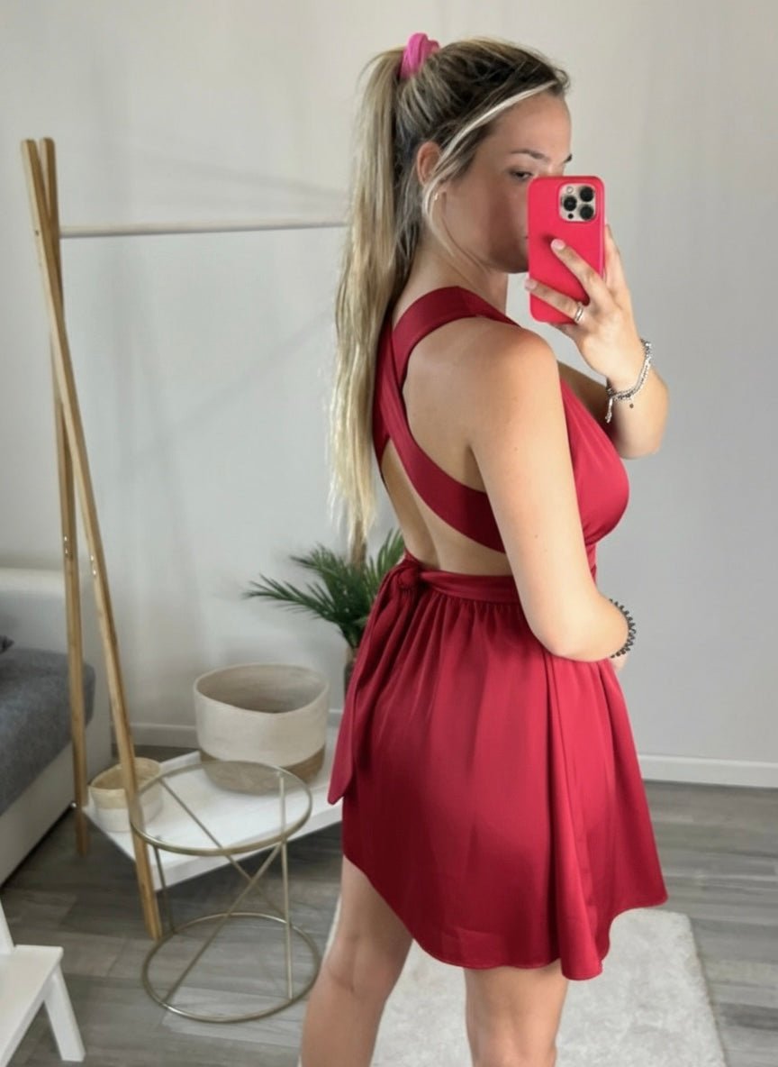Vestitino rosso in raso con nastri – alternate