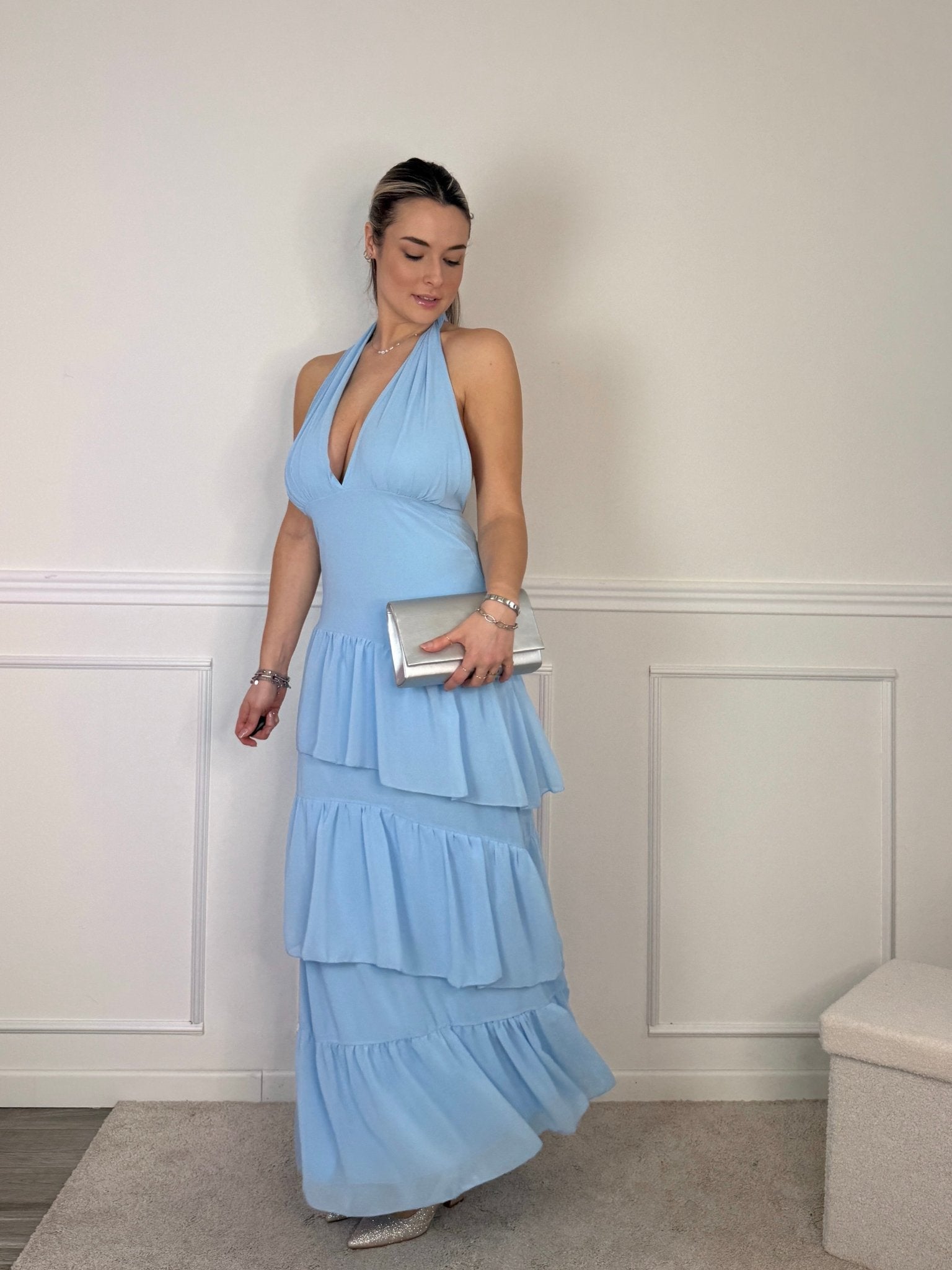 Vestito lungo a balze con scollo a V e schiena scoperta - Follie by Alice