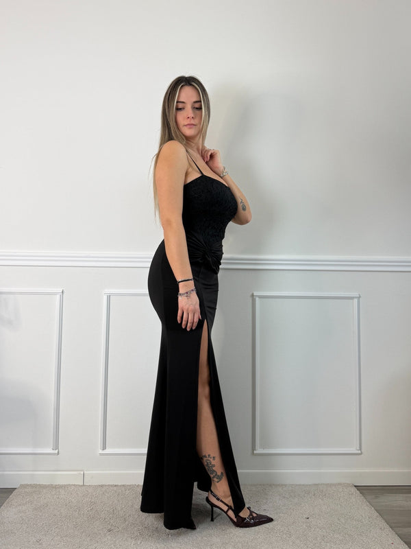 Vestito lungo con corpetto bustier in pizzo, drappeggio twist e spacco profondo - Follie by Alice