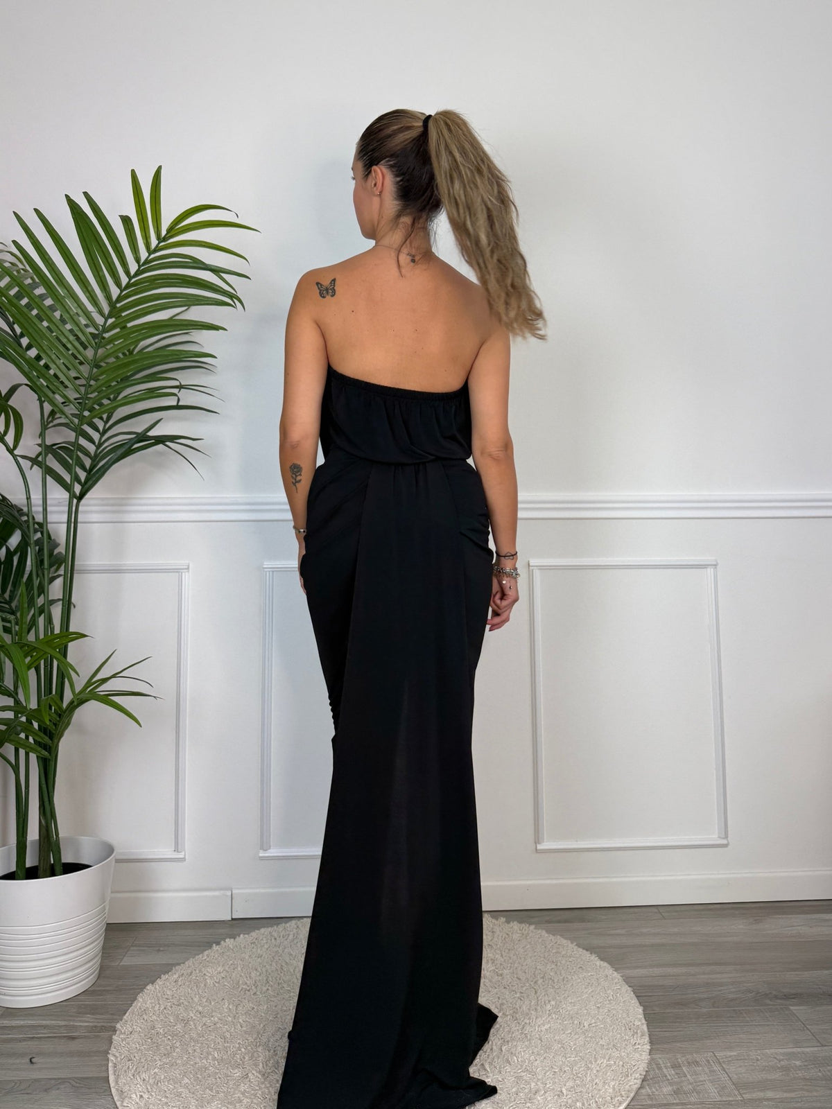 Vestito lungo con drappeggio annodato e spacco ODETTE - Follie by Alice