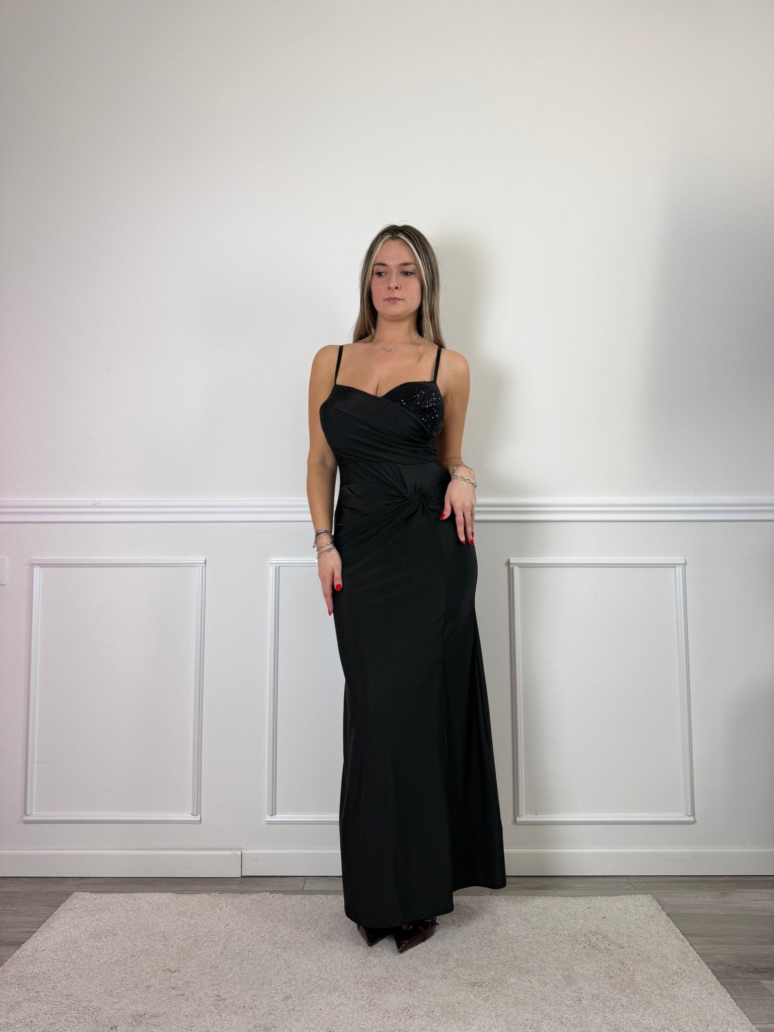 Vestito lungo con drappeggio e paillettes - Follie by Alice