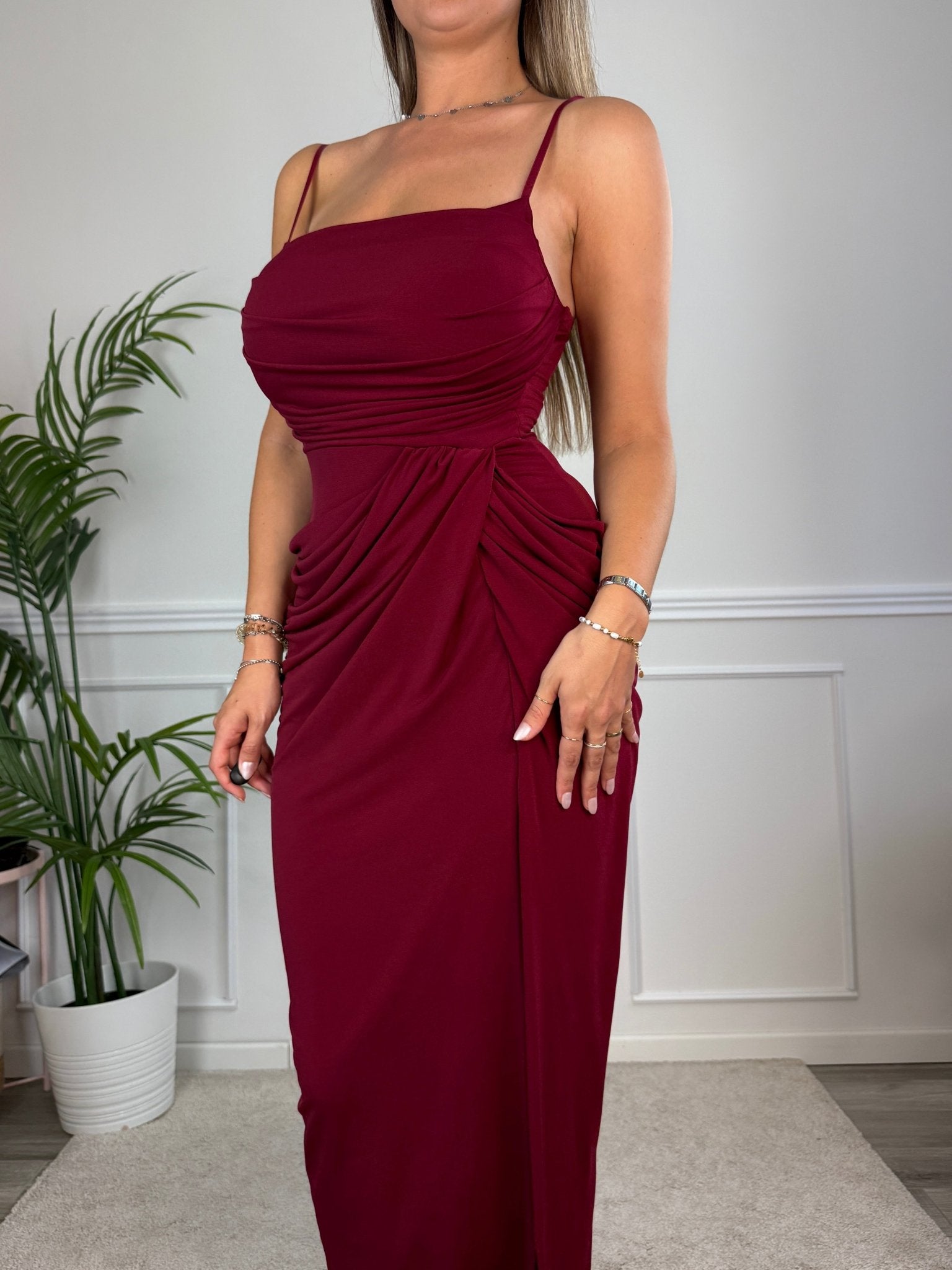 Vestito lungo con drappeggio e spacco NOCTURN - Follie by Alice