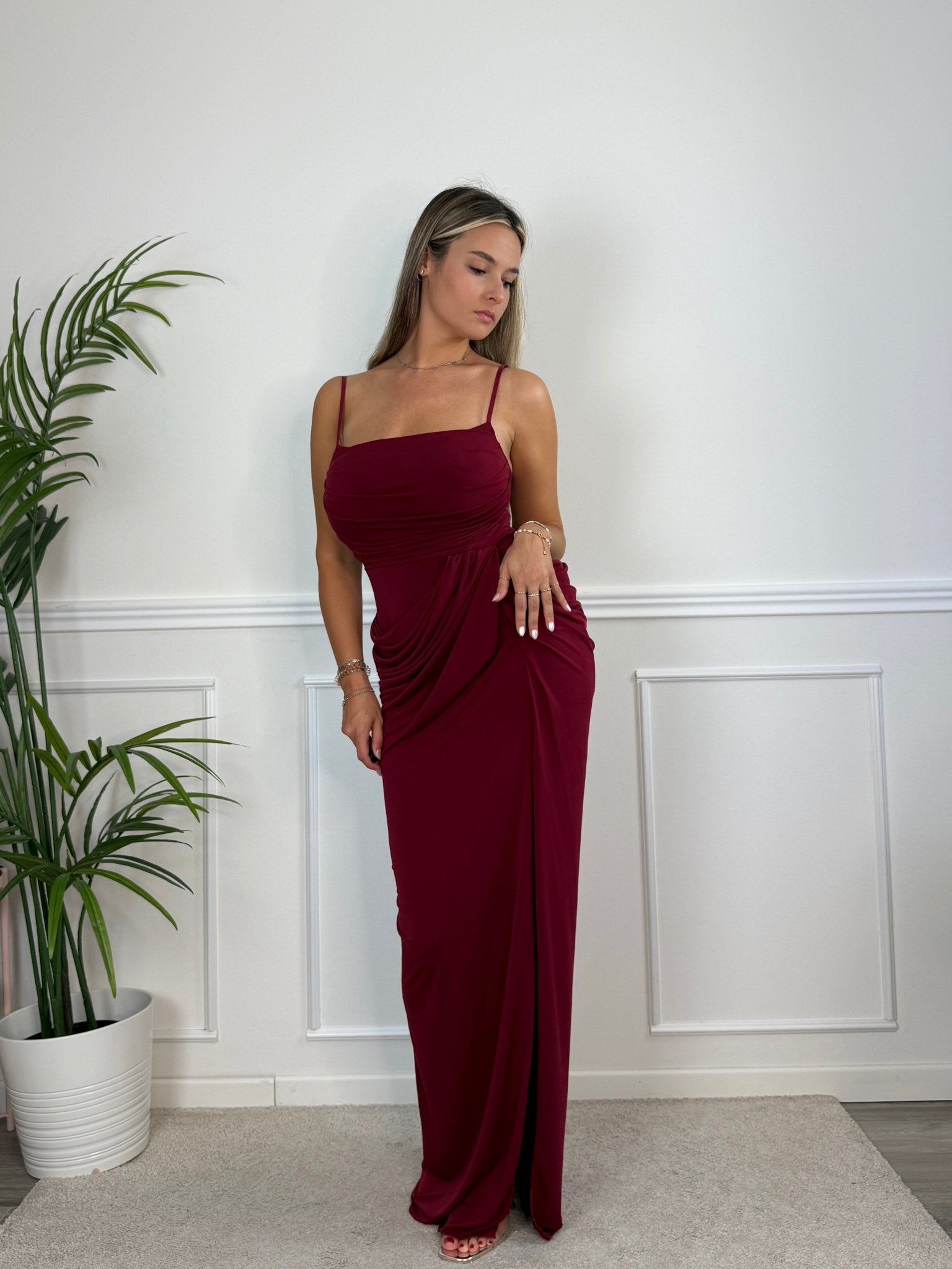 Vestito lungo con drappeggio e spacco NOCTURN - Follie by Alice