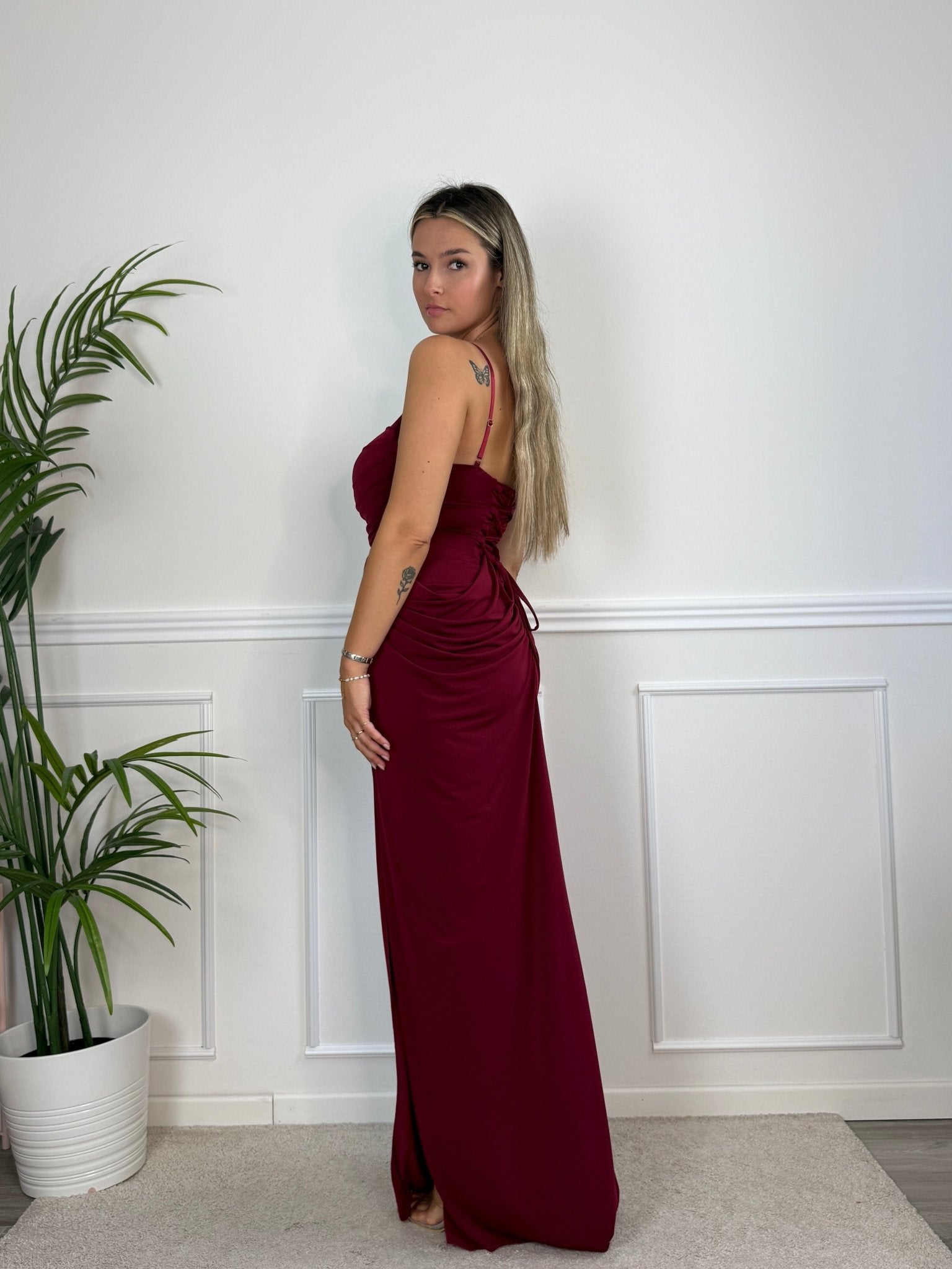 Vestito lungo con drappeggio e spacco NOCTURN - Follie by Alice