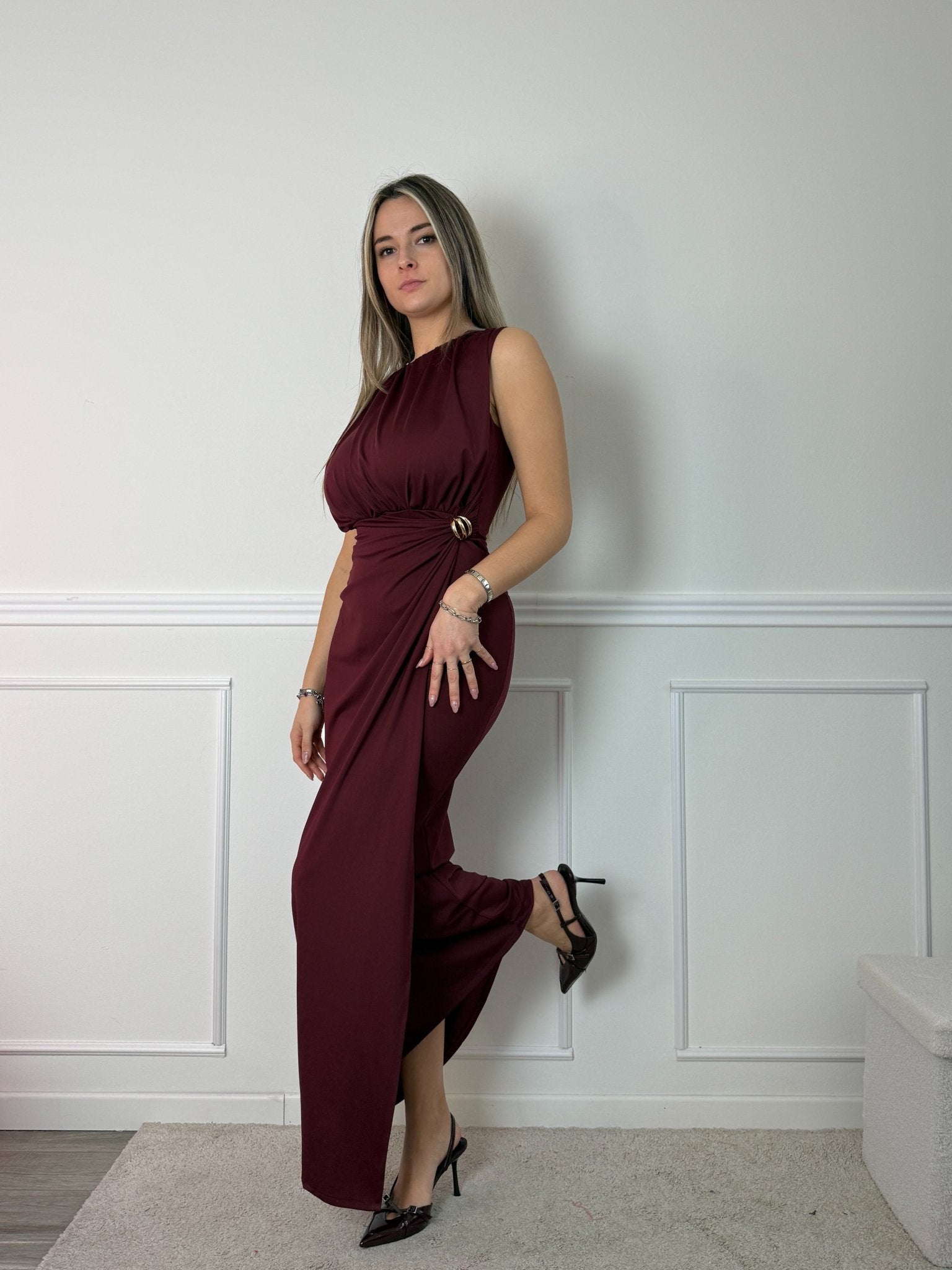 Vestito lungo con gonna a portafoglio e morsetto dorato - Follie by Alice