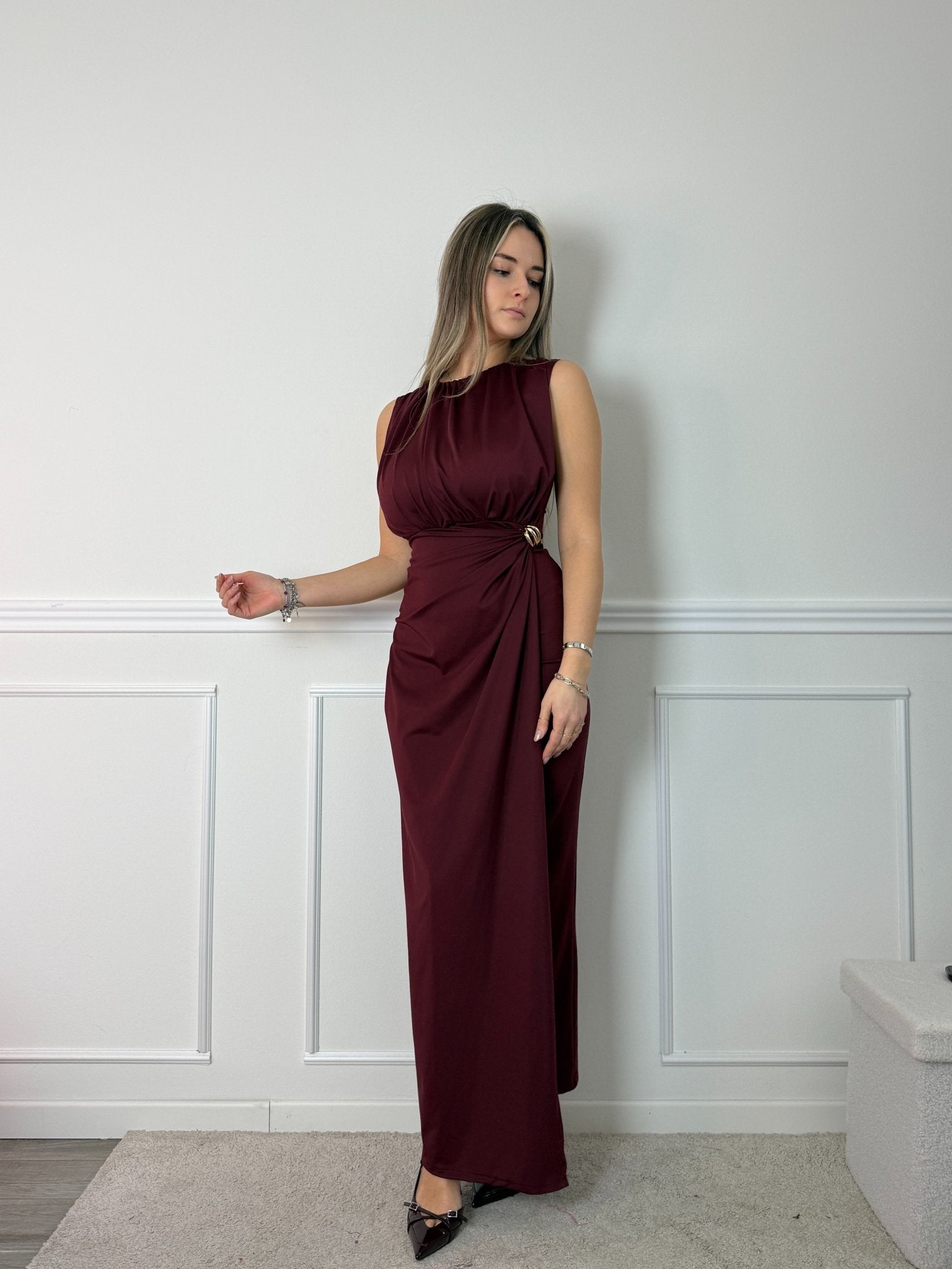 Vestito lungo con gonna a portafoglio e morsetto dorato - Follie by Alice