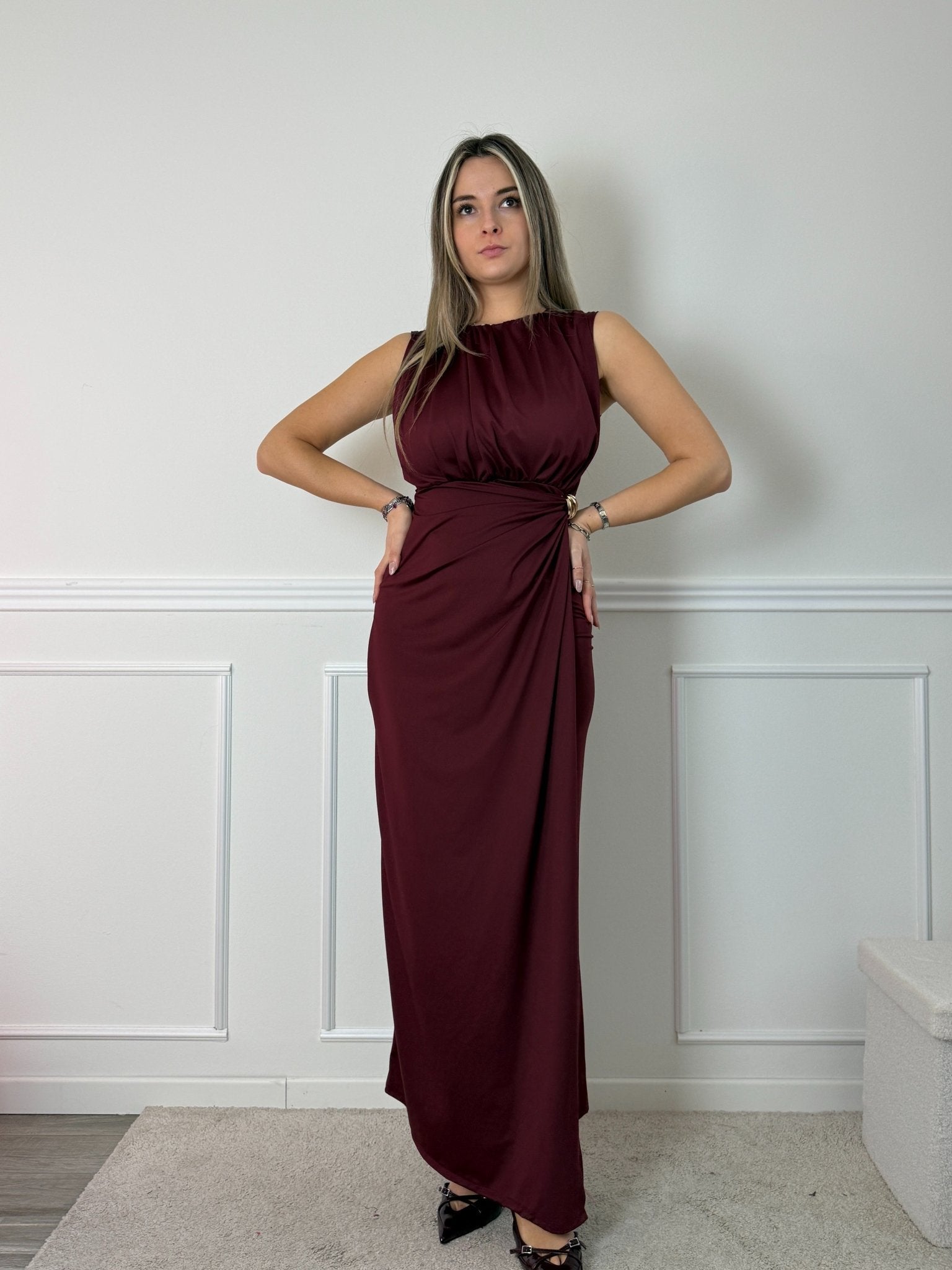 Vestito lungo con gonna a portafoglio e morsetto dorato - Follie by Alice