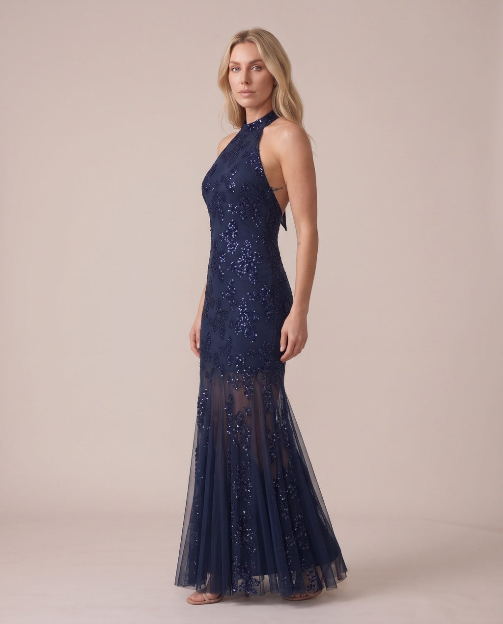 Vestito lungo con paillettes e inserti in tulle ASTRA - Follie by Alice