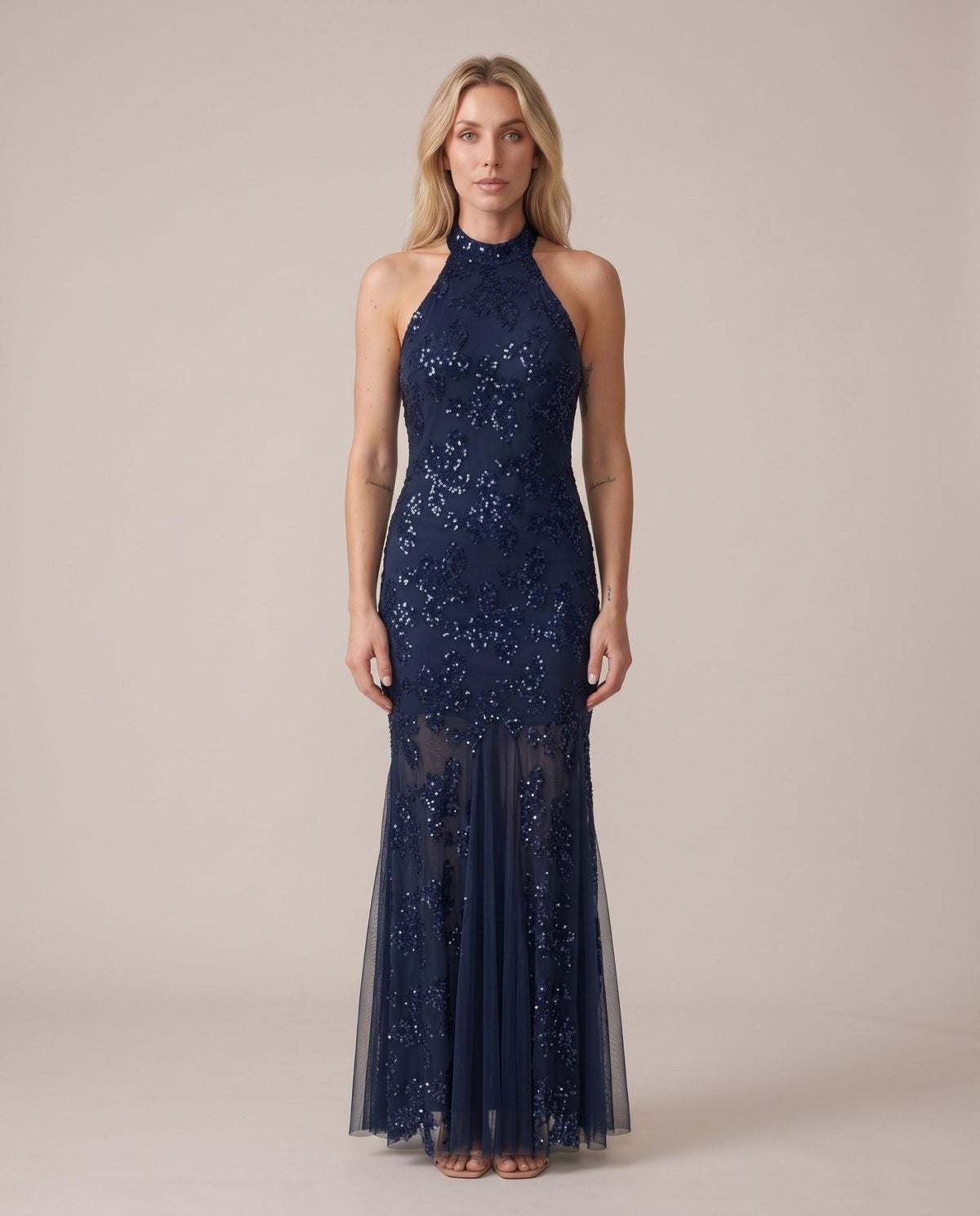 Vestito lungo con paillettes e inserti in tulle ASTRA - Follie by Alice