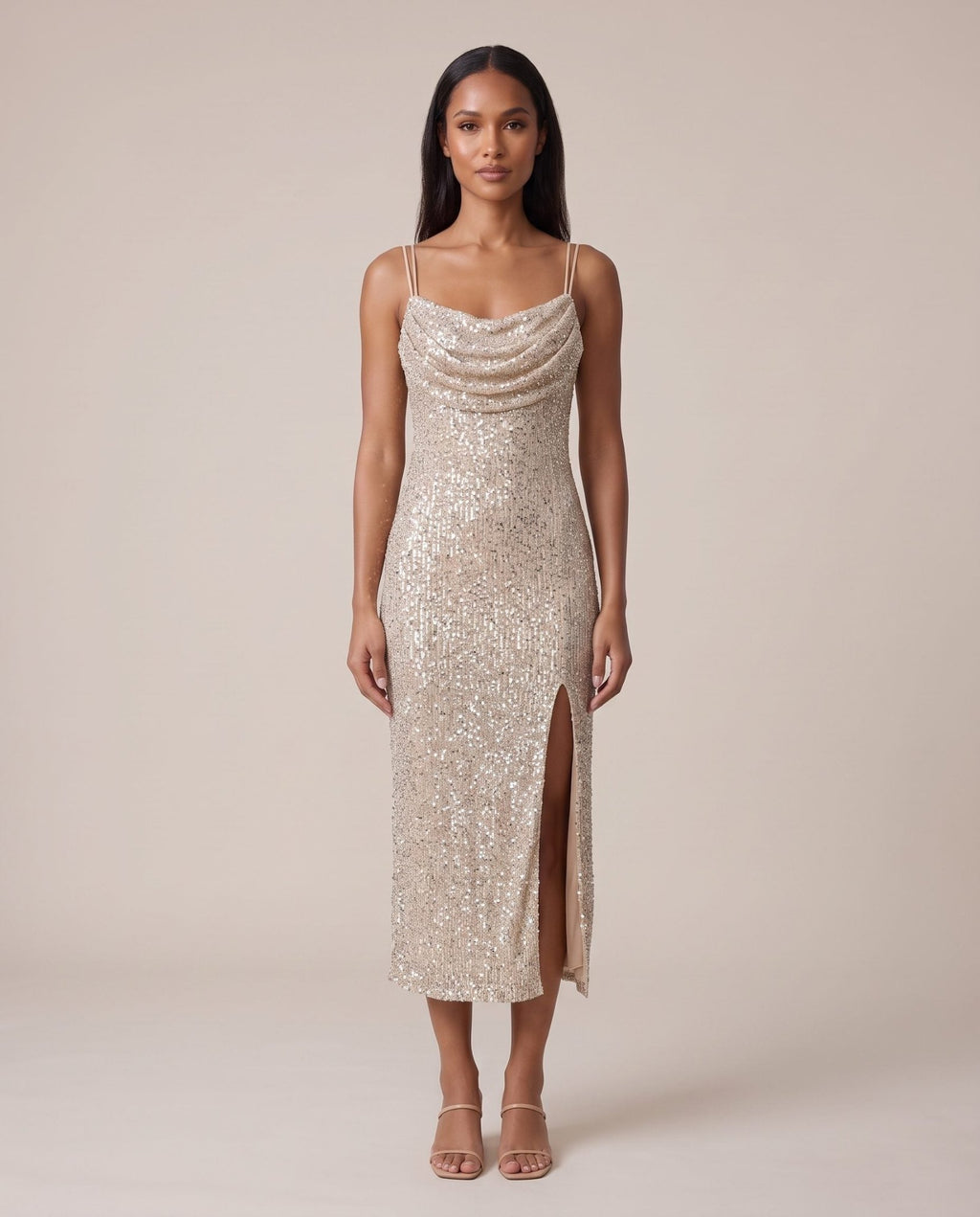 Vestito lungo con paillettes e scollo a cappuccio - Follie by Alice