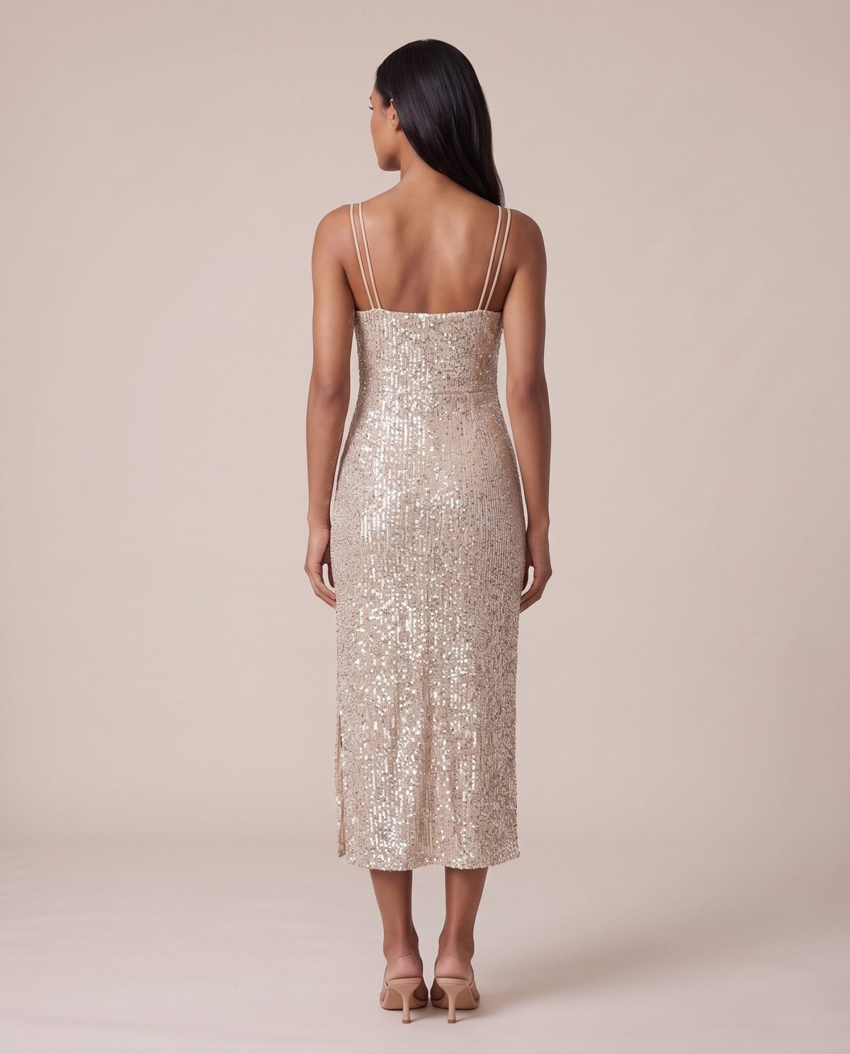 Vestito lungo con paillettes e scollo a cappuccio - Follie by Alice