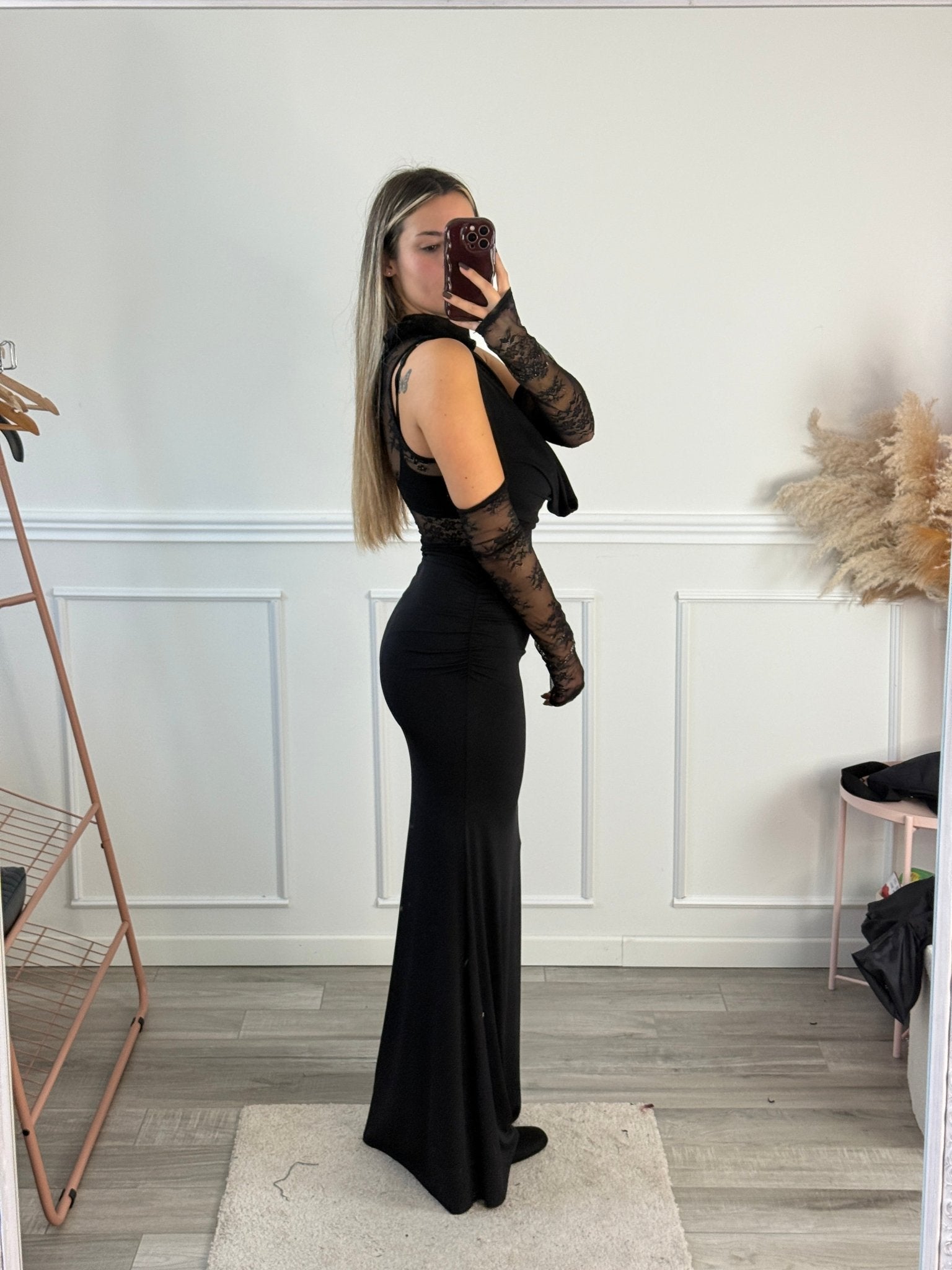 Vestito lungo con scollo drappeggiato, corpetto in pizzo e manicotti - Follie by Alice