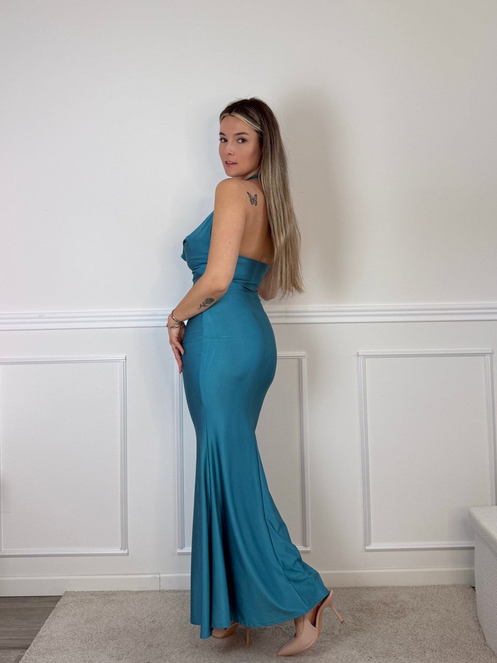 Vestito lungo con scollo drappeggiato EVELIN - Follie by Alice