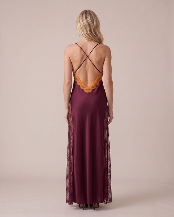Vestito lungo con scollo e fianchi in pizzo OFELIA - Follie by Alice