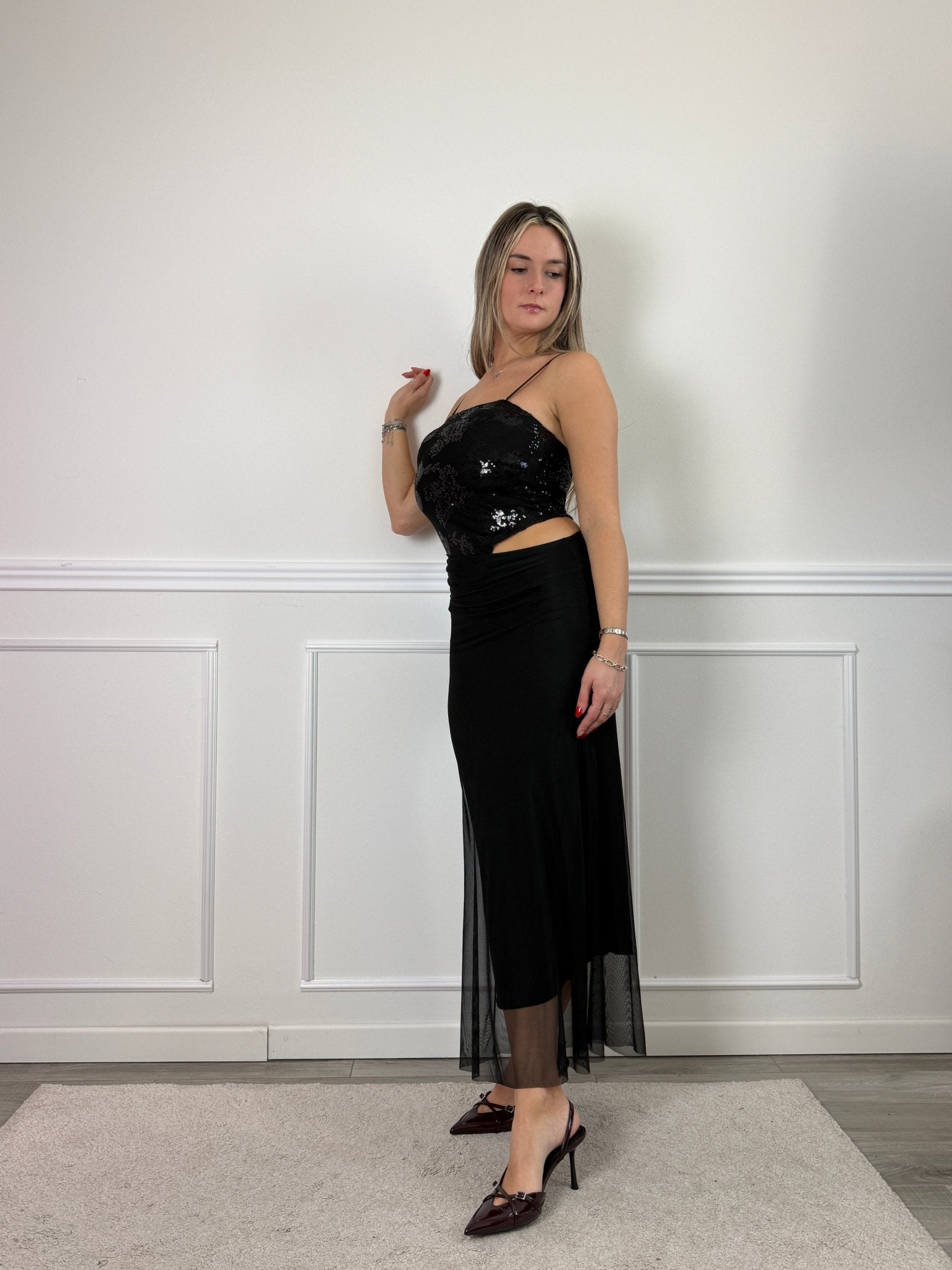 Vestito lungo cut - out con body con paillettes e gonna in tulle - Follie by Alice