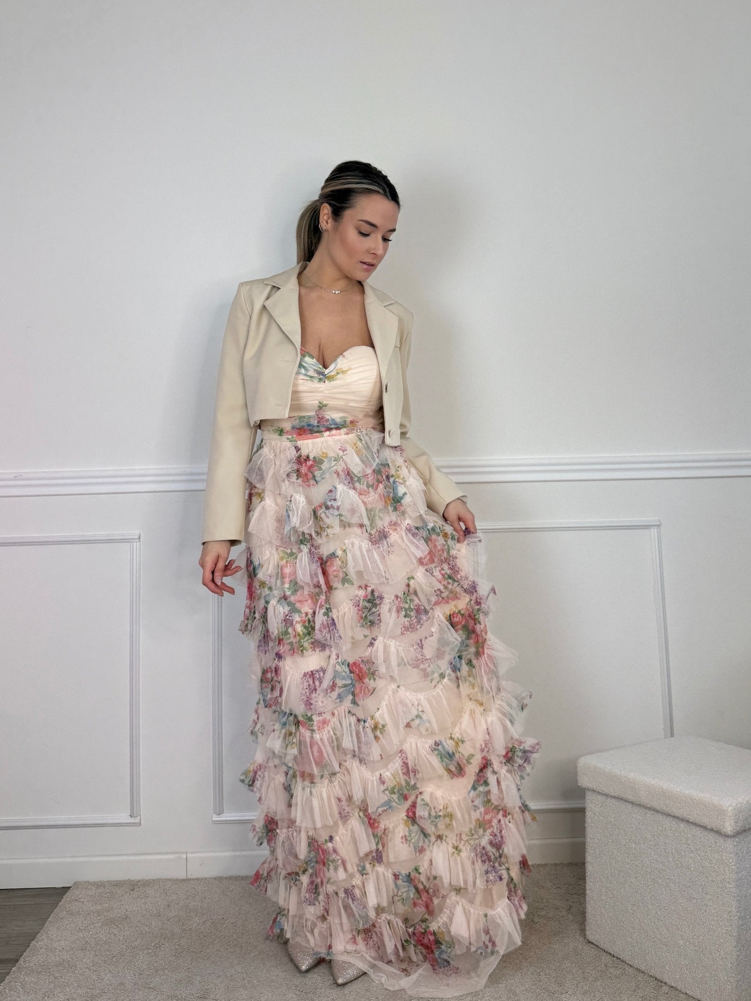 Vestito lungo floreale a balze con corpetto a cuore - Follie by Alice