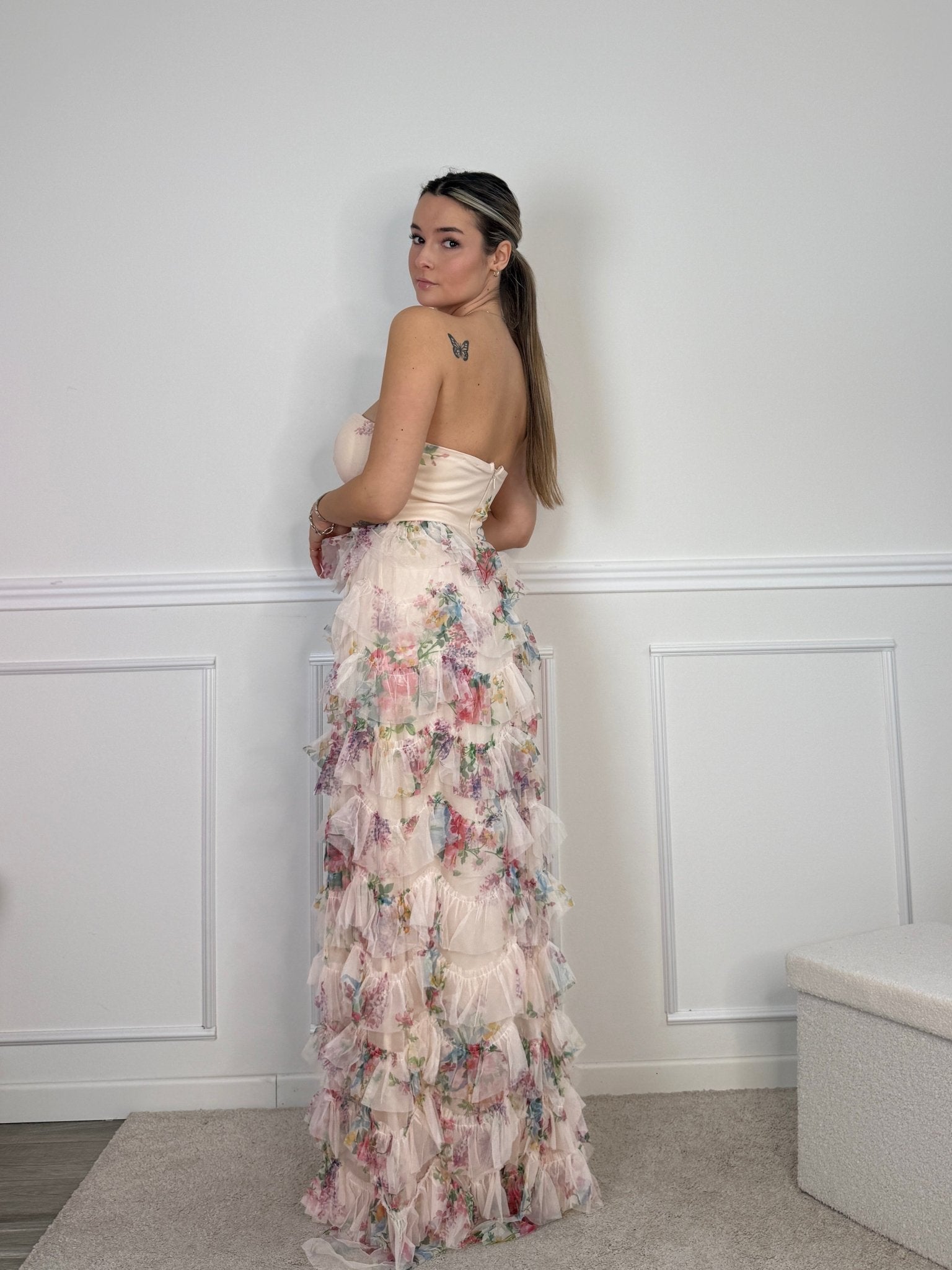 Vestito lungo floreale a balze con corpetto a cuore - Follie by Alice