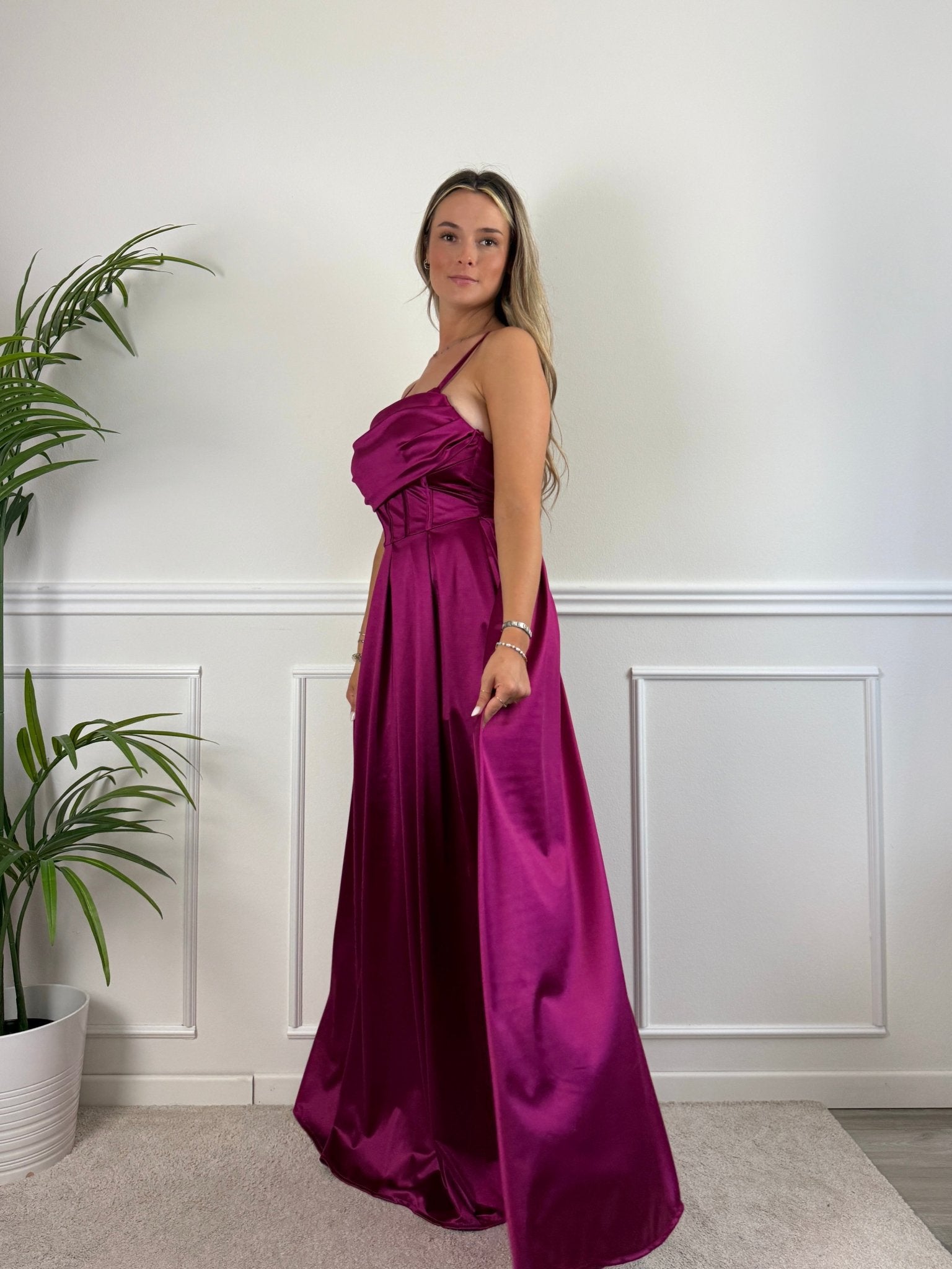 Vestito lungo in raso con corpetto a barchetta MAREA - Follie by Alice