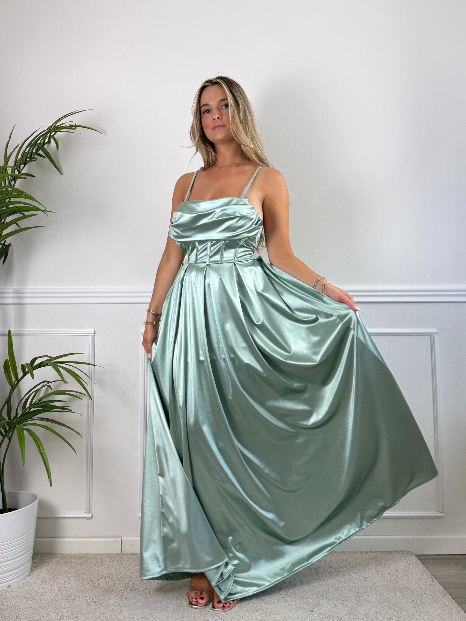 Vestito lungo in raso con corpetto a barchetta MAREA - Follie by Alice