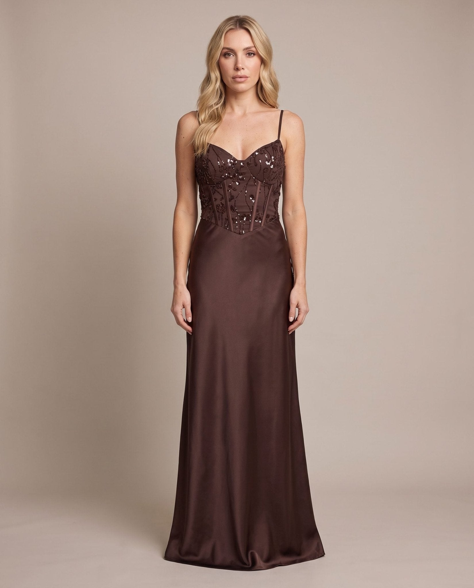 Vestito lungo in raso con corpetto paillettes MARLENE - Follie by Alice Immagine secondaria del prodotto