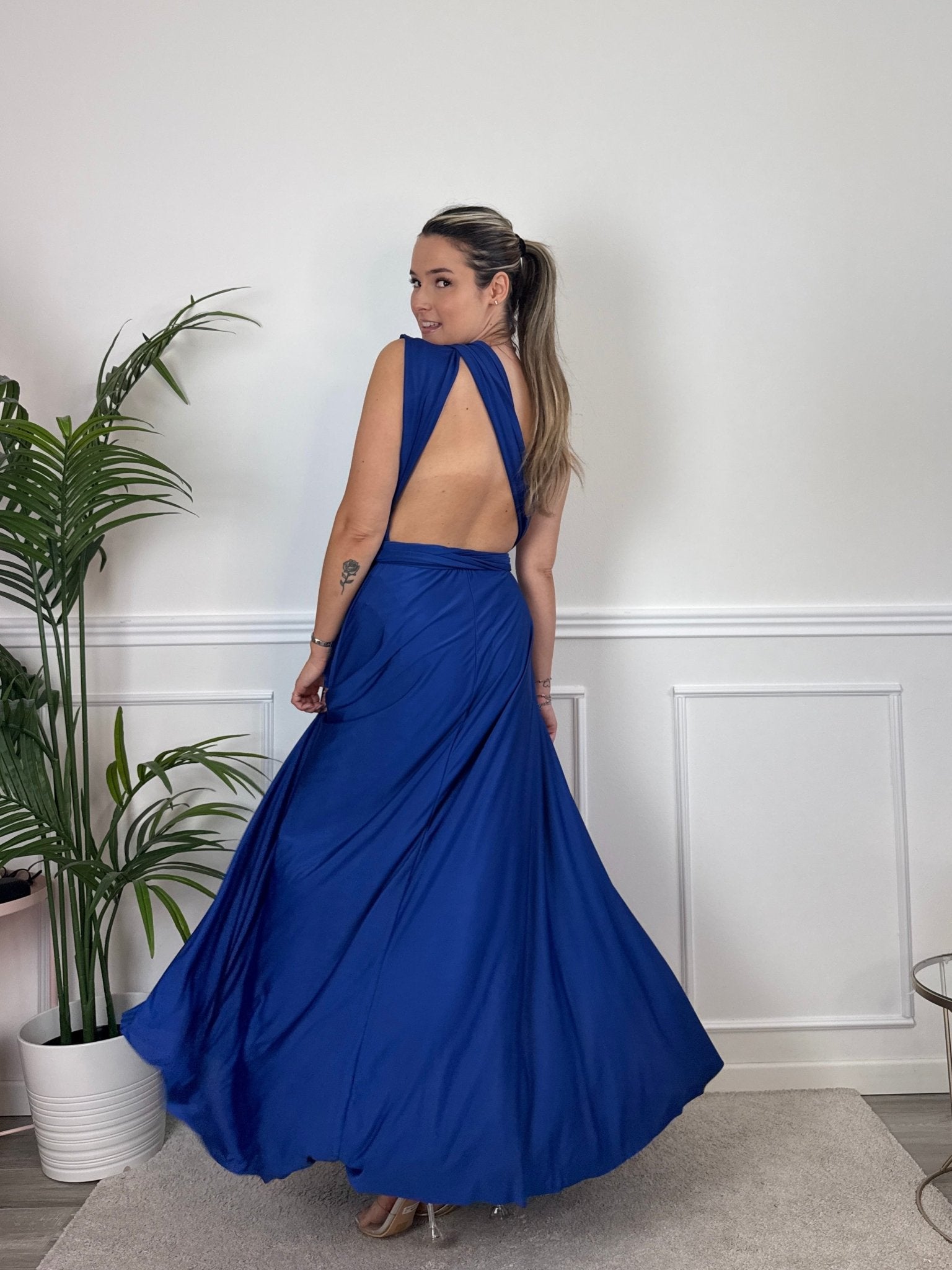 Vestito lungo in raso con nastri INFINITY - Follie by Alice