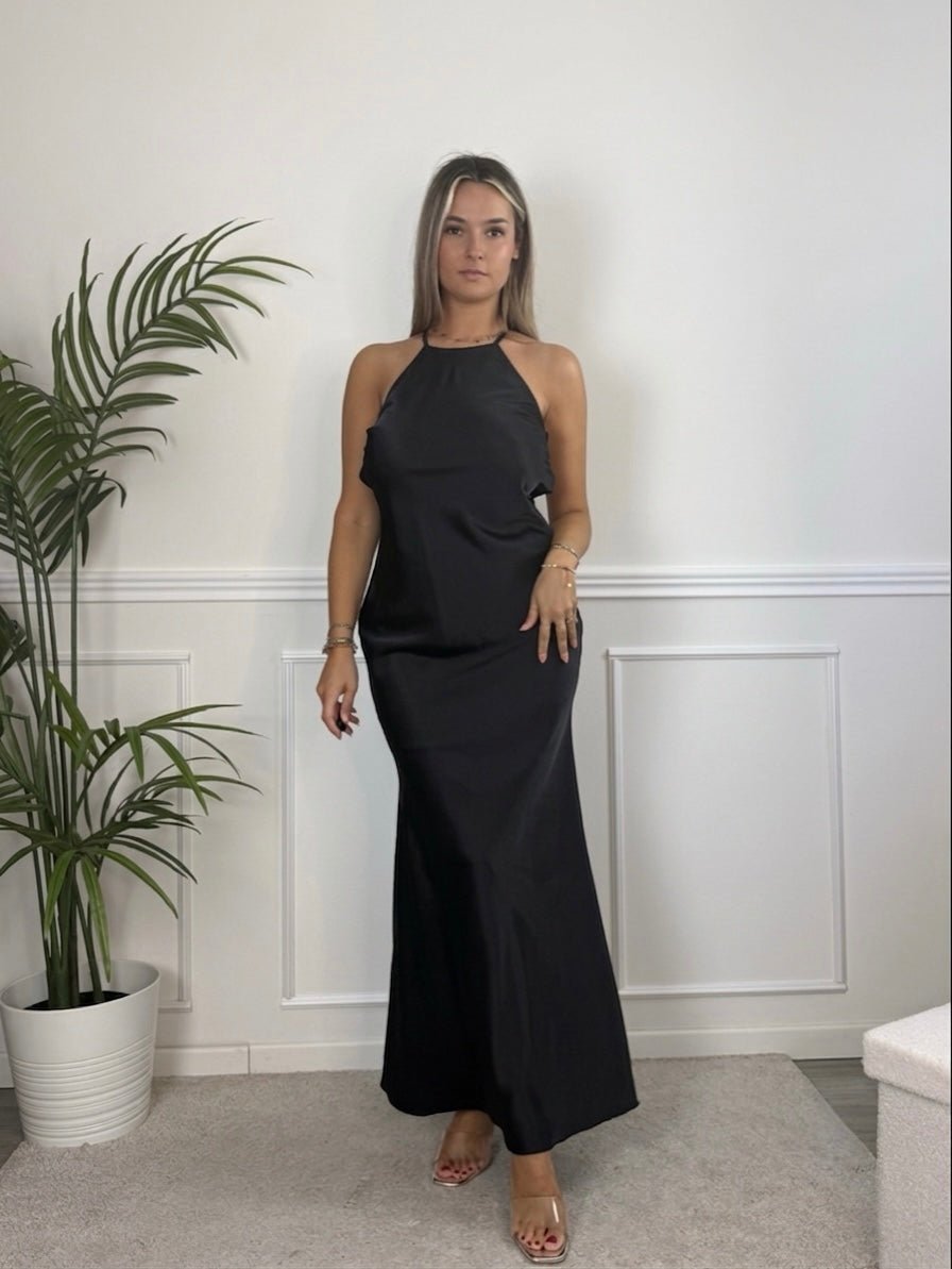 Vestito lungo in raso con schiena scoperta con gioiello di strass REFLECT - Follie by Alice
