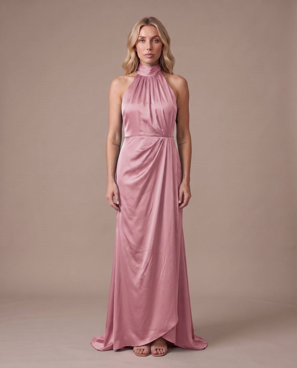 Vestito lungo in raso con spacco KRISTAL - Follie by Alice
