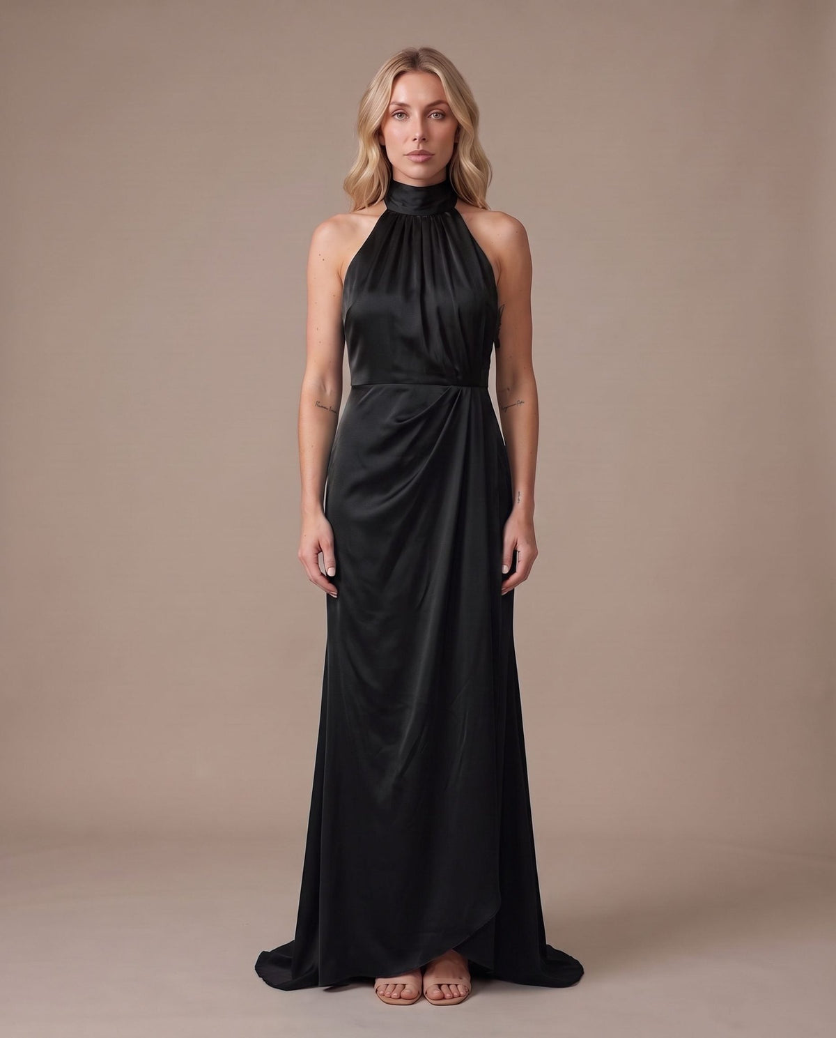 Vestito lungo in raso con spacco KRISTAL - Follie by Alice