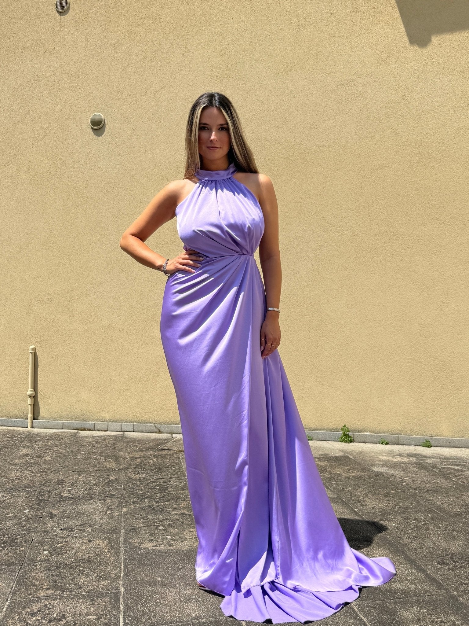 Vestito lungo in raso con spacco KRISTAL - Follie by Alice