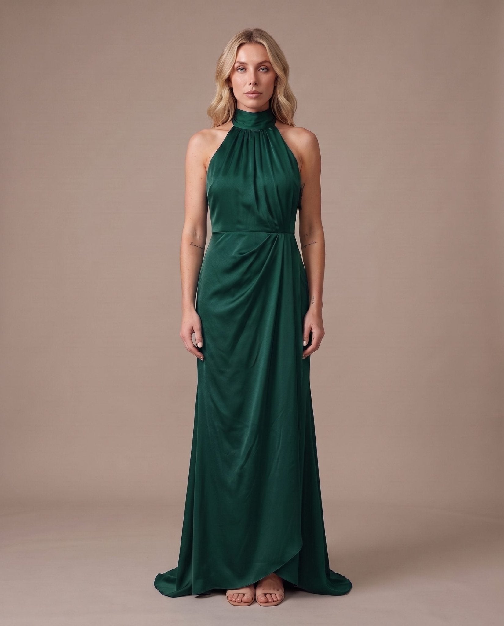 Vestito lungo in raso con spacco KRISTAL - Follie by Alice Immagine secondaria del prodotto