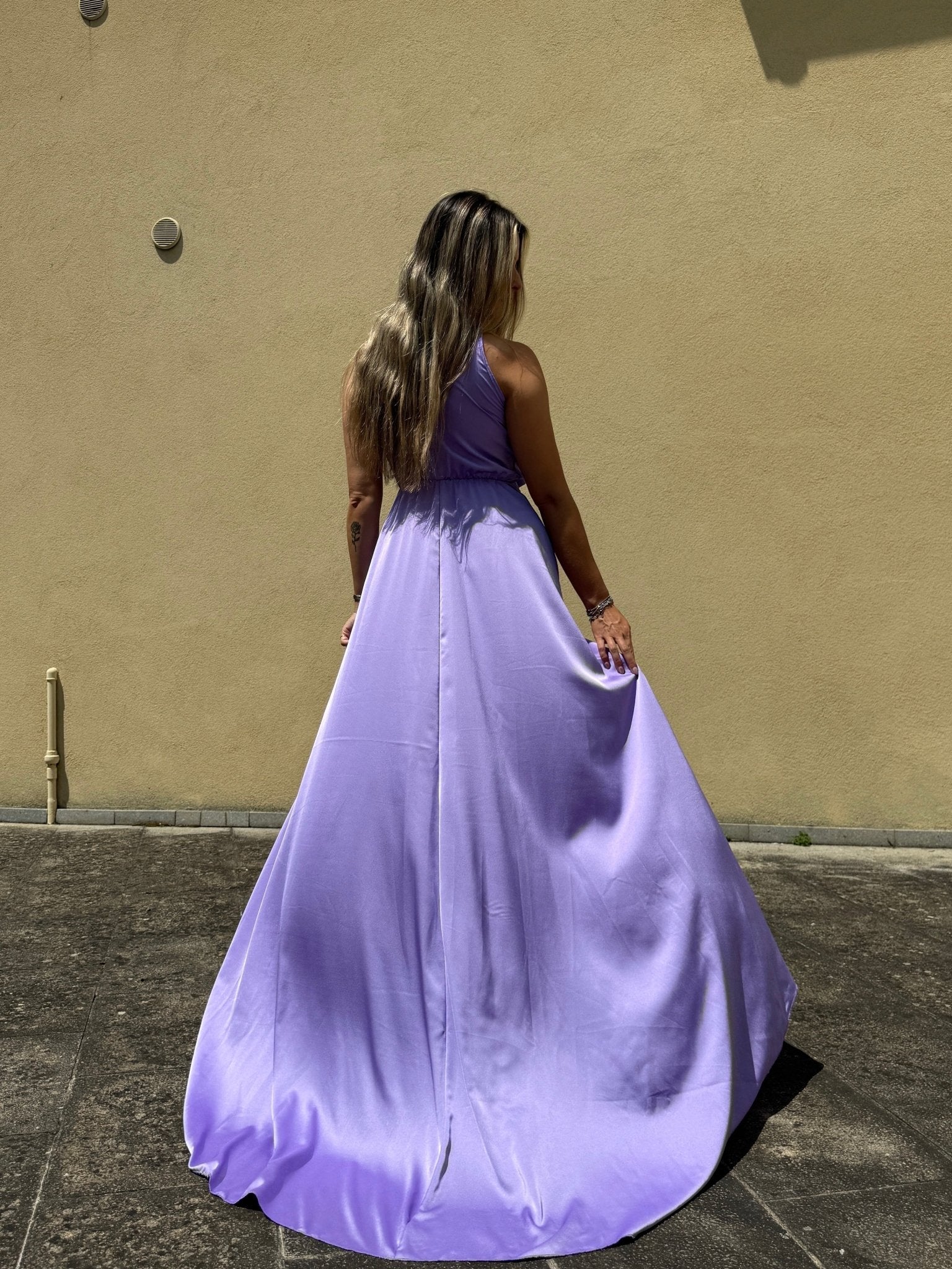 Vestito lungo in raso con spacco KRISTAL - Follie by Alice