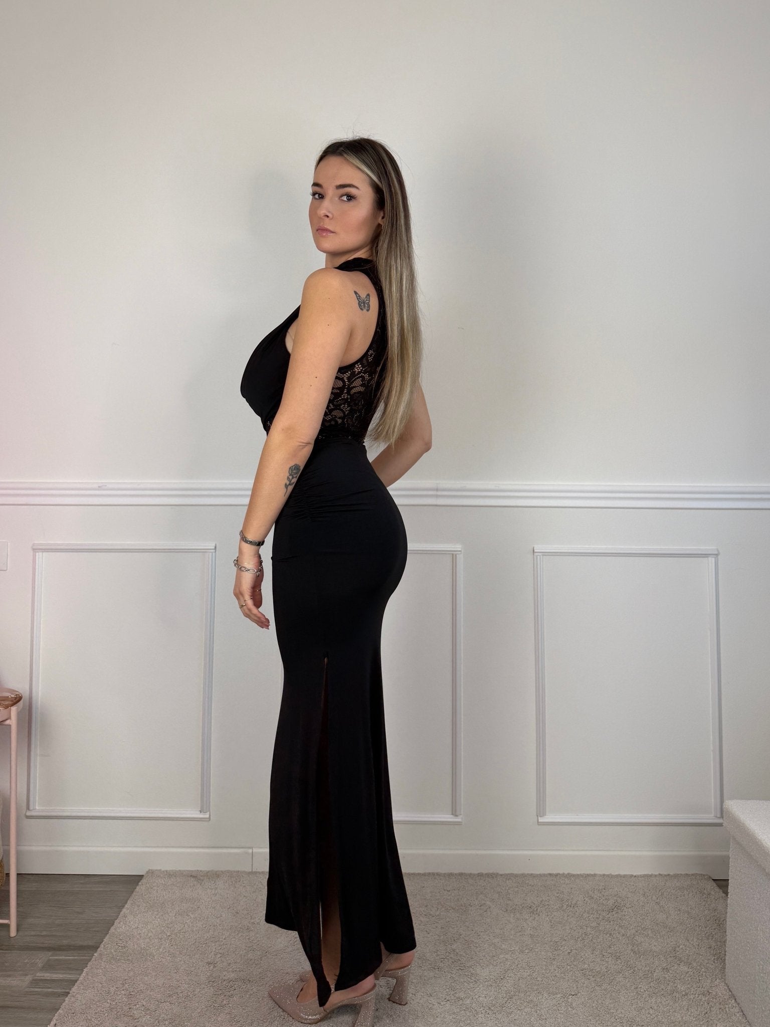 Vestito lungo in raso con top in pizzo e scollo drappeggiato - Follie by Alice