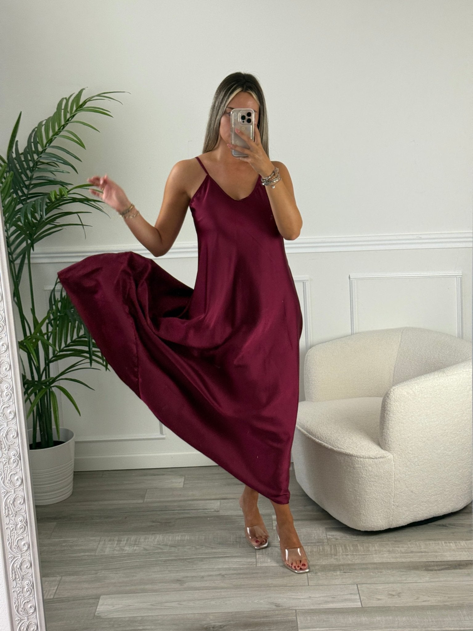 Vestito lungo in raso SILKEN - Follie by Alice
