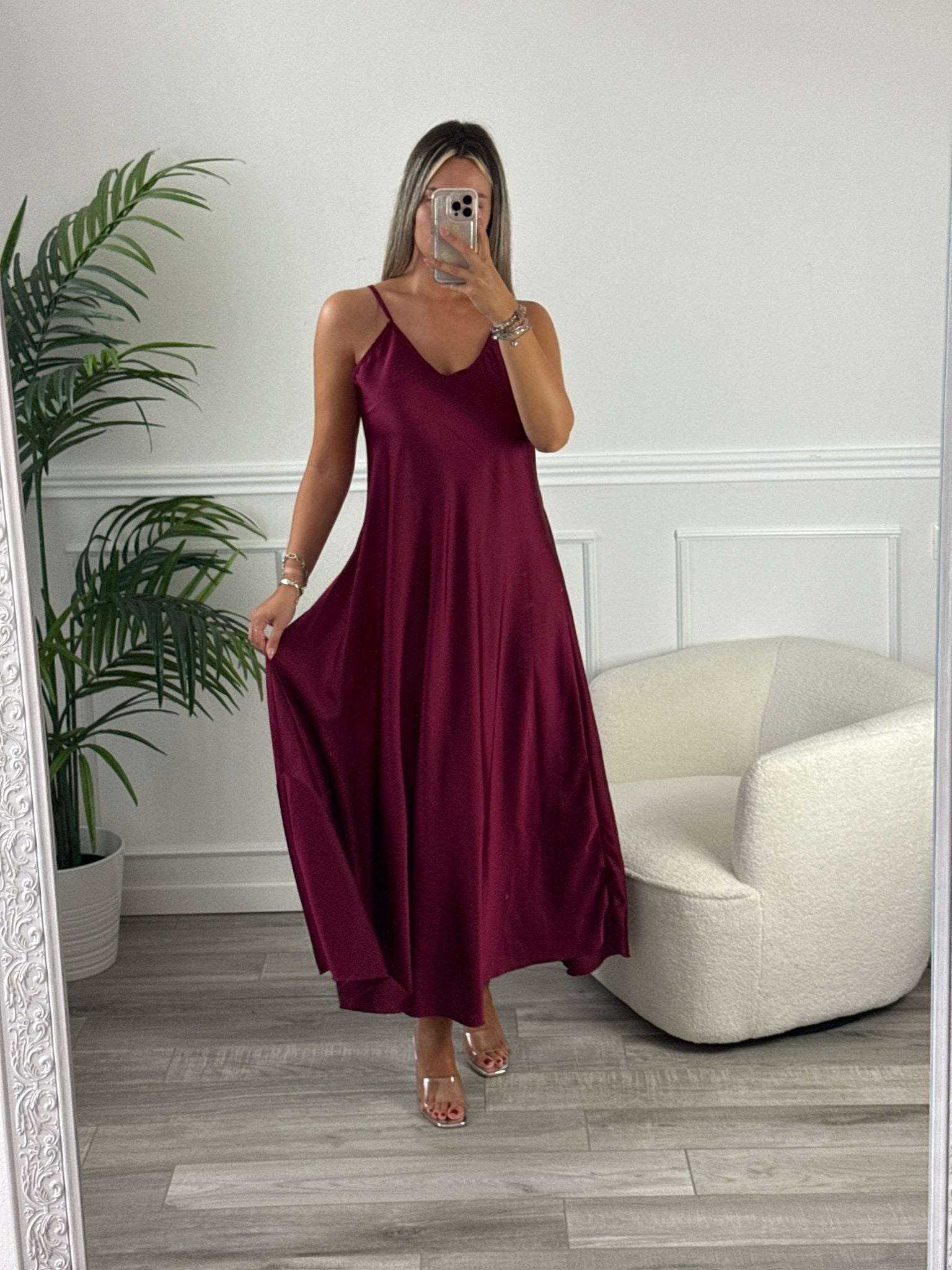 Vestito lungo in raso SILKEN - Follie by Alice