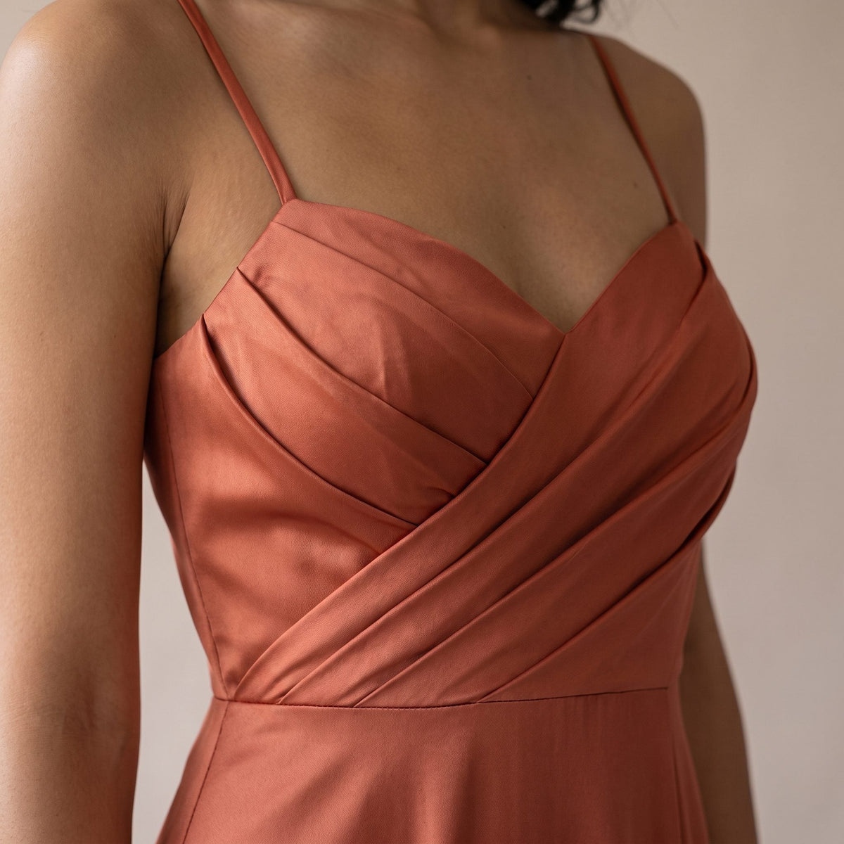 Vestito lungo in raso VELOUR - Follie by Alice