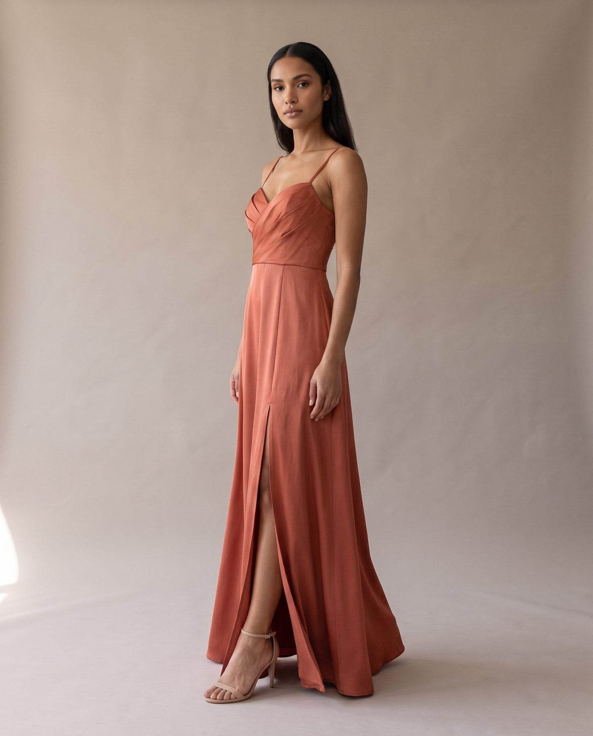 Vestito lungo in raso VELOUR - Follie by Alice