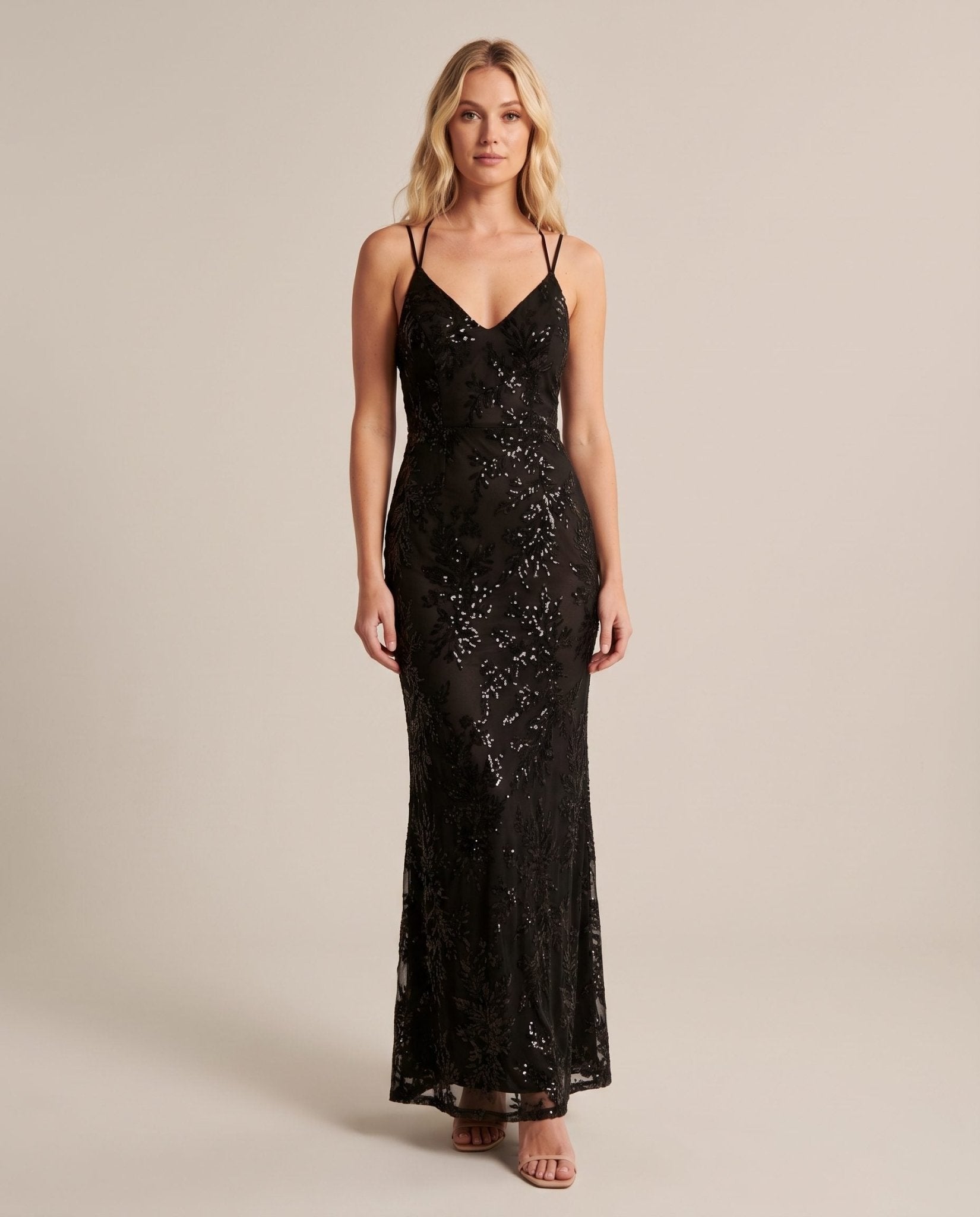 Vestito lungo in tulle con paillettes all-over ALLORO - Follie by Alice Immagine secondaria del prodotto