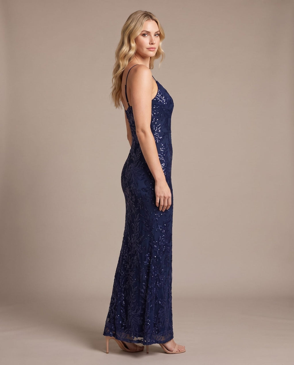 Vestito lungo in tulle con paillettes all-over ALLORO - Follie by Alice