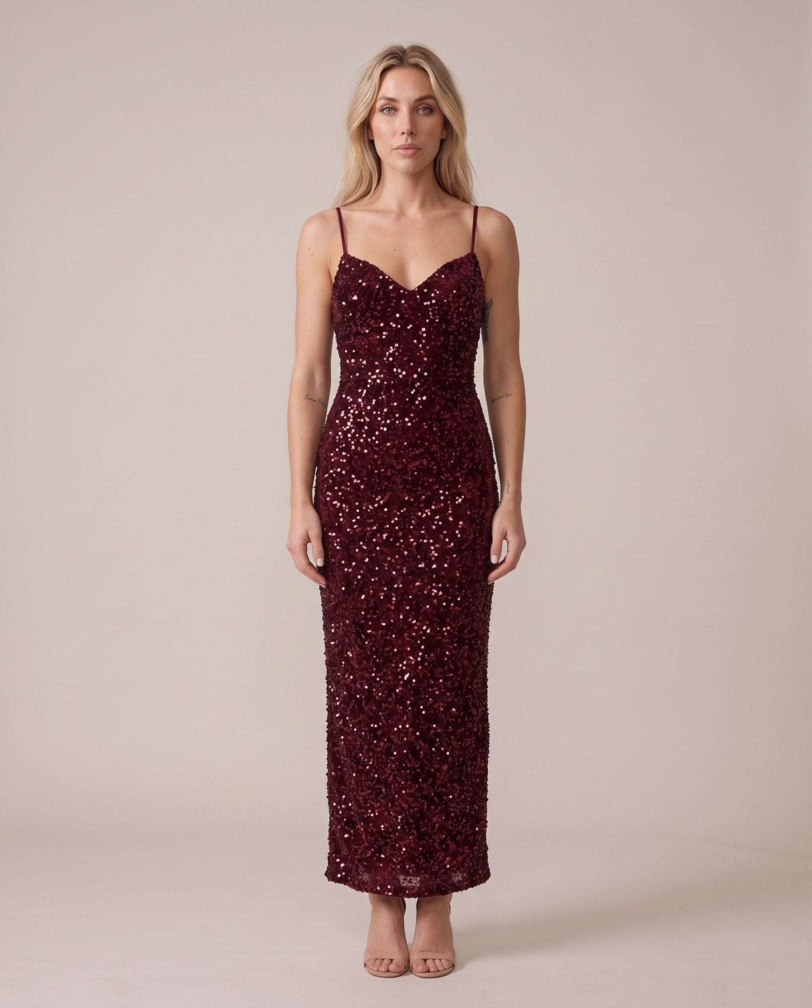 Vestito lungo in velluto con paillettes all-over NOTTURNA - Follie by Alice Immagine secondaria del prodotto
