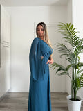 Vestito lungo monospalla con fusciacca chiffon, anello dorato sulla spalla e spacco profondo