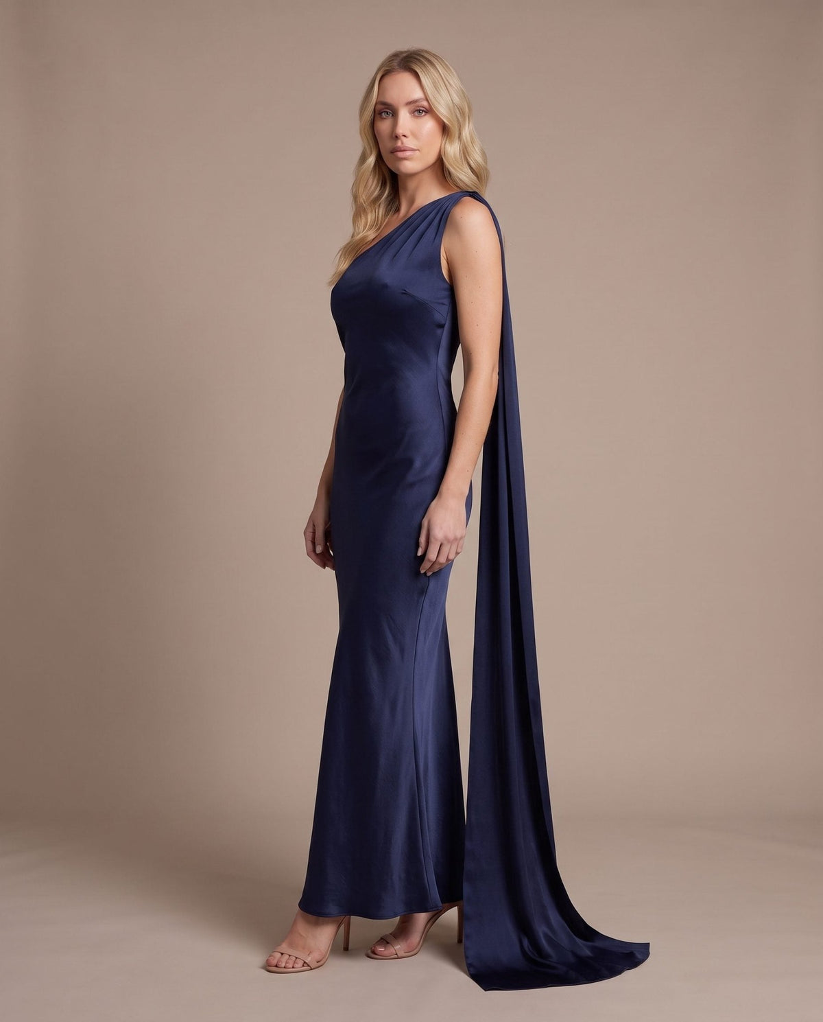 Vestito lungo monospalla con fusciacca VELA - Follie by Alice
