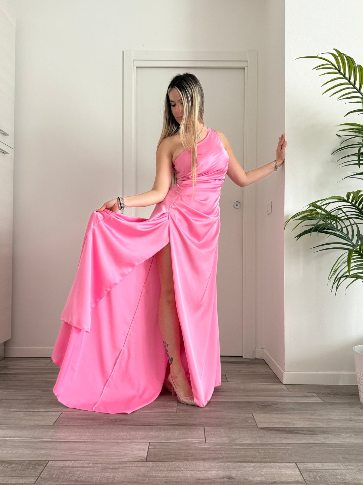 Vestito lungo monospalla BEATRIX - Follie by Alice