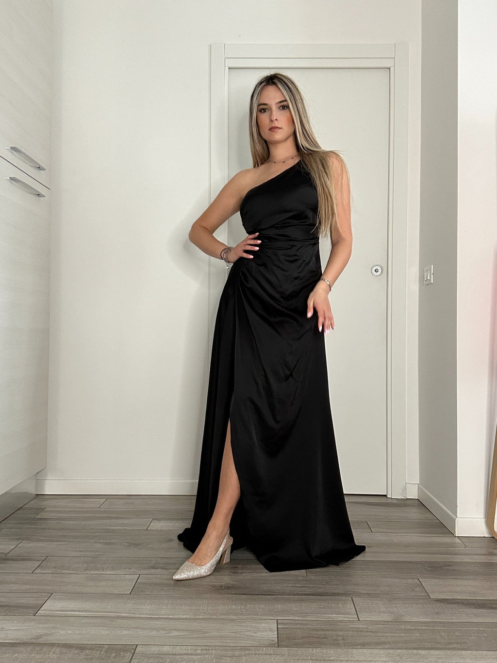 Vestito lungo monospalla GLAMOUR - Follie by Alice