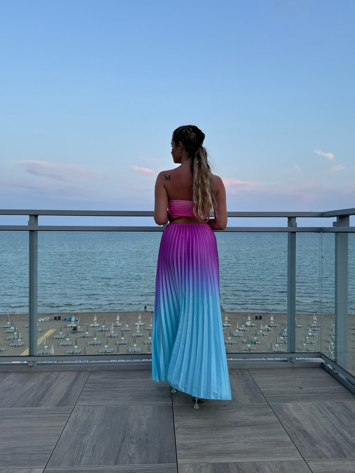 Vestito lungo plissettato cut - out con laccetti - Follie by Alice